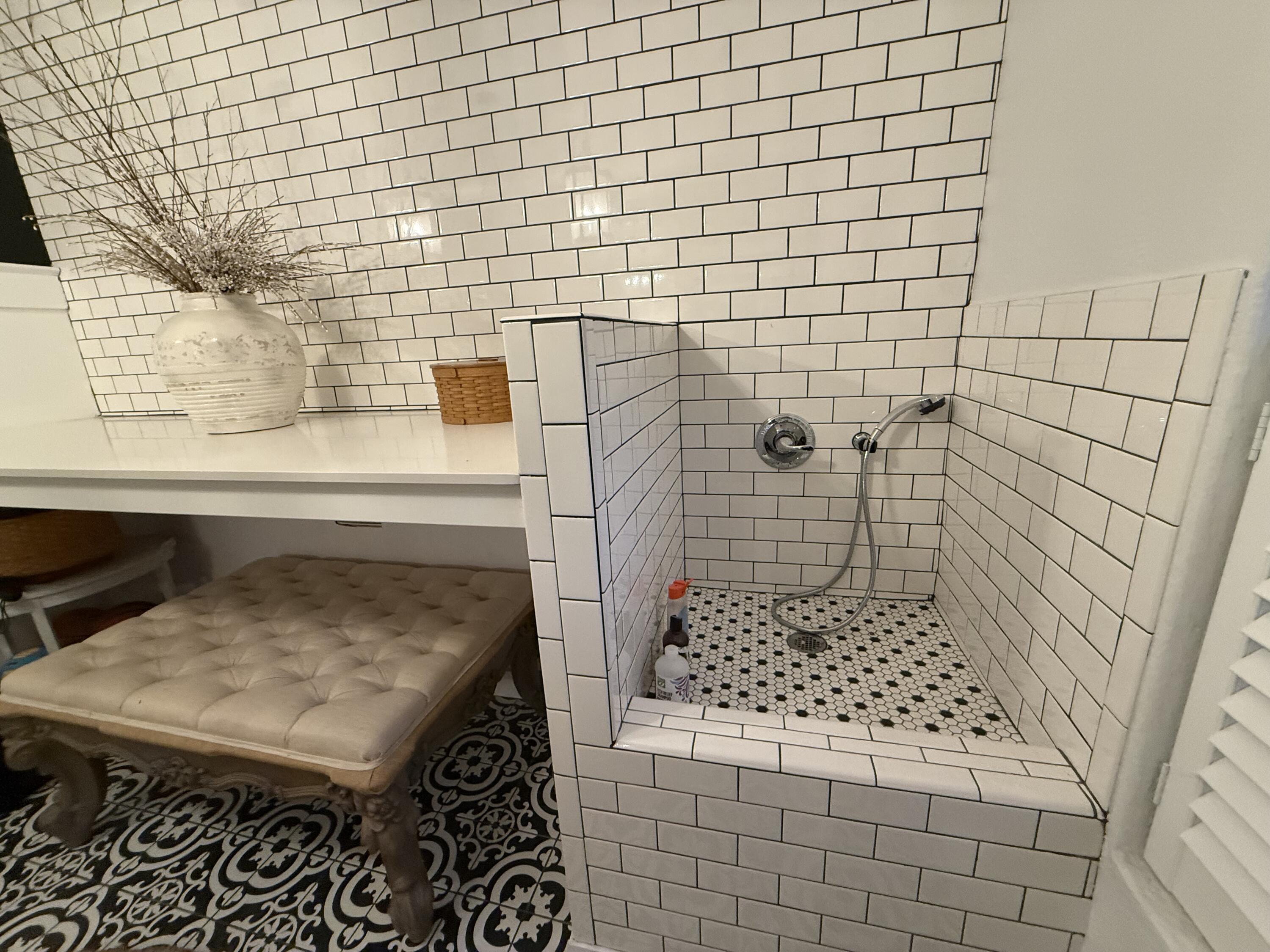 107 E Street Property Photo 31