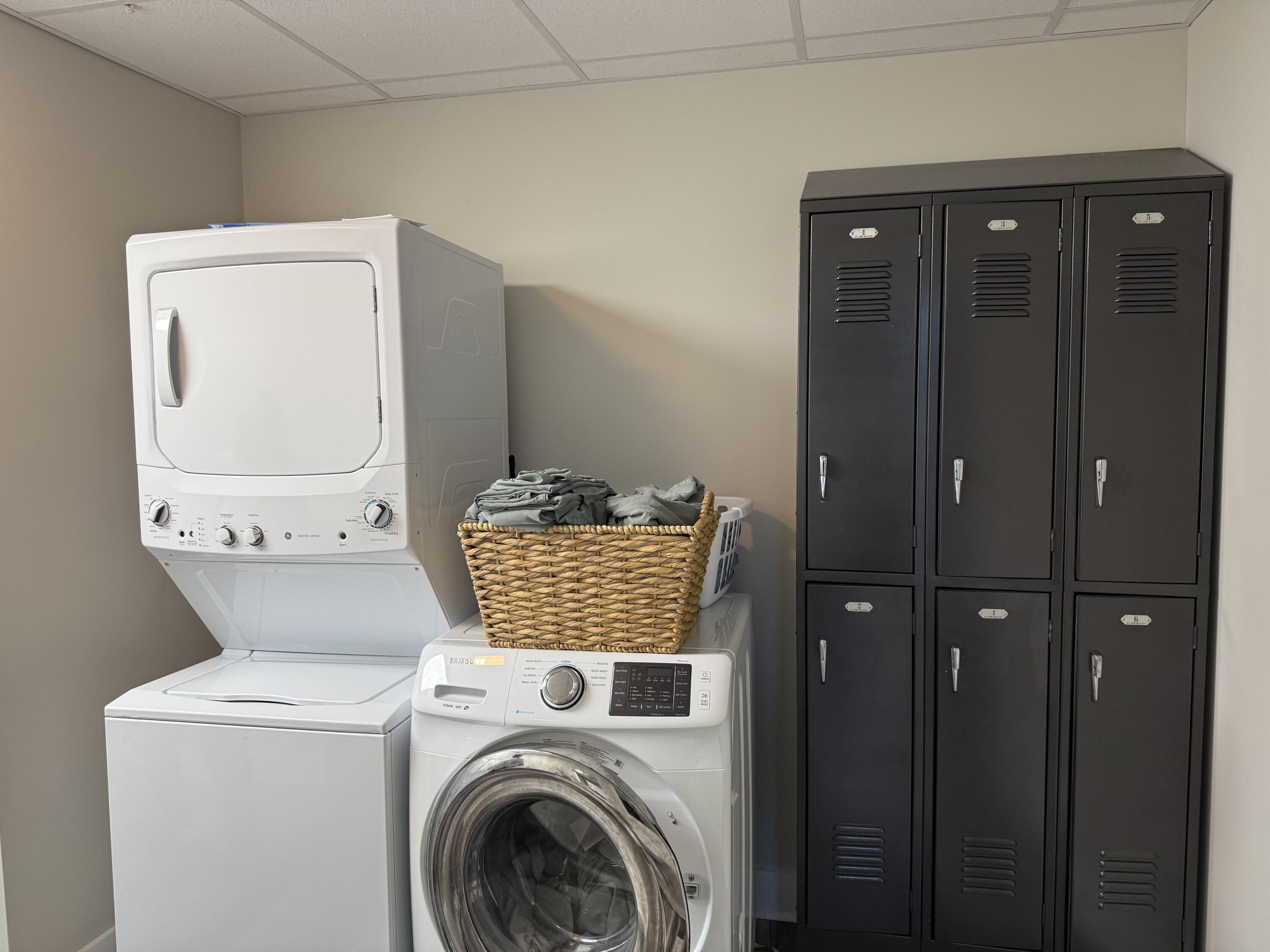 107 E Street Property Photo 42
