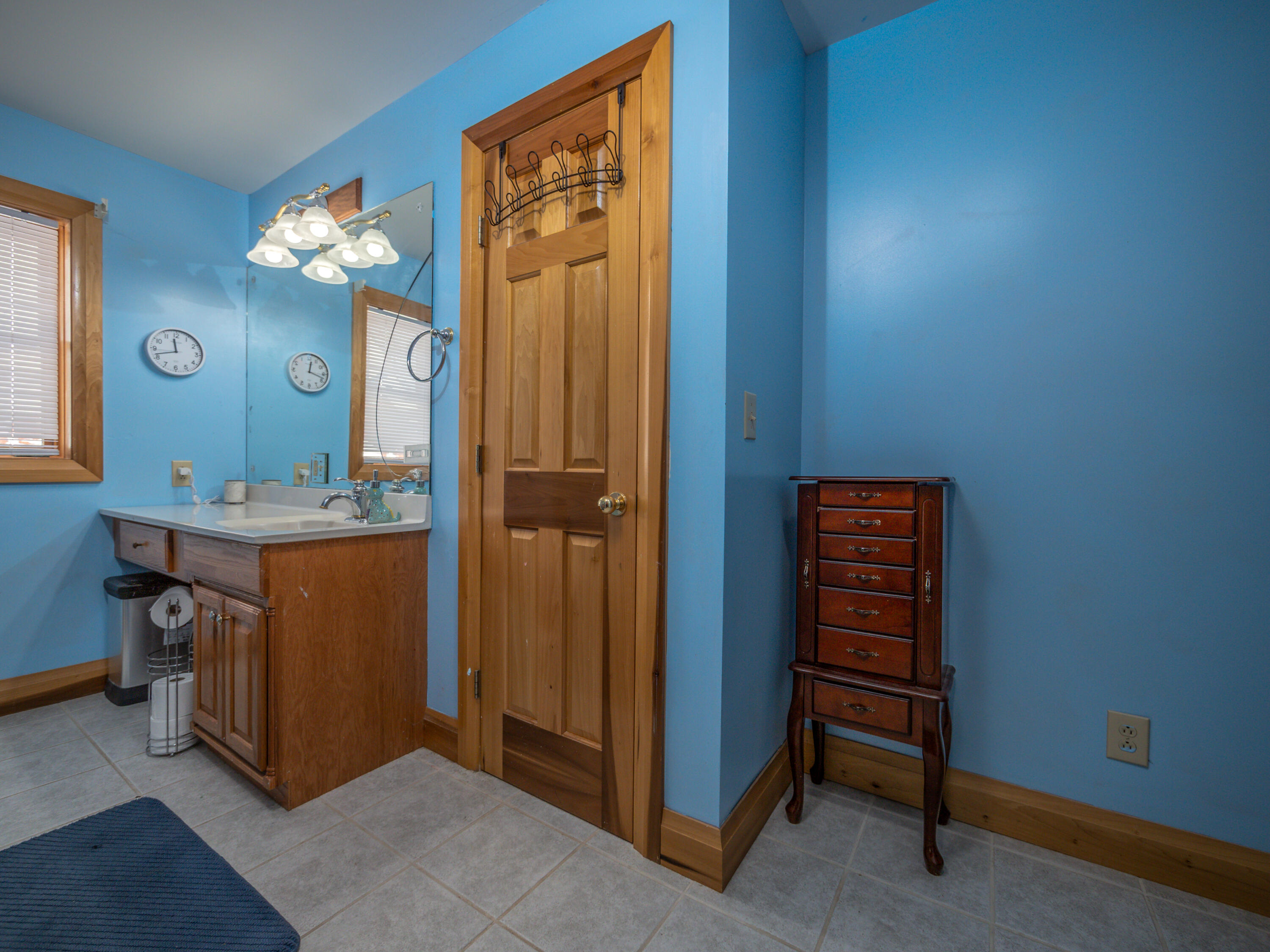 435 Hunters Lane Property Photo 47