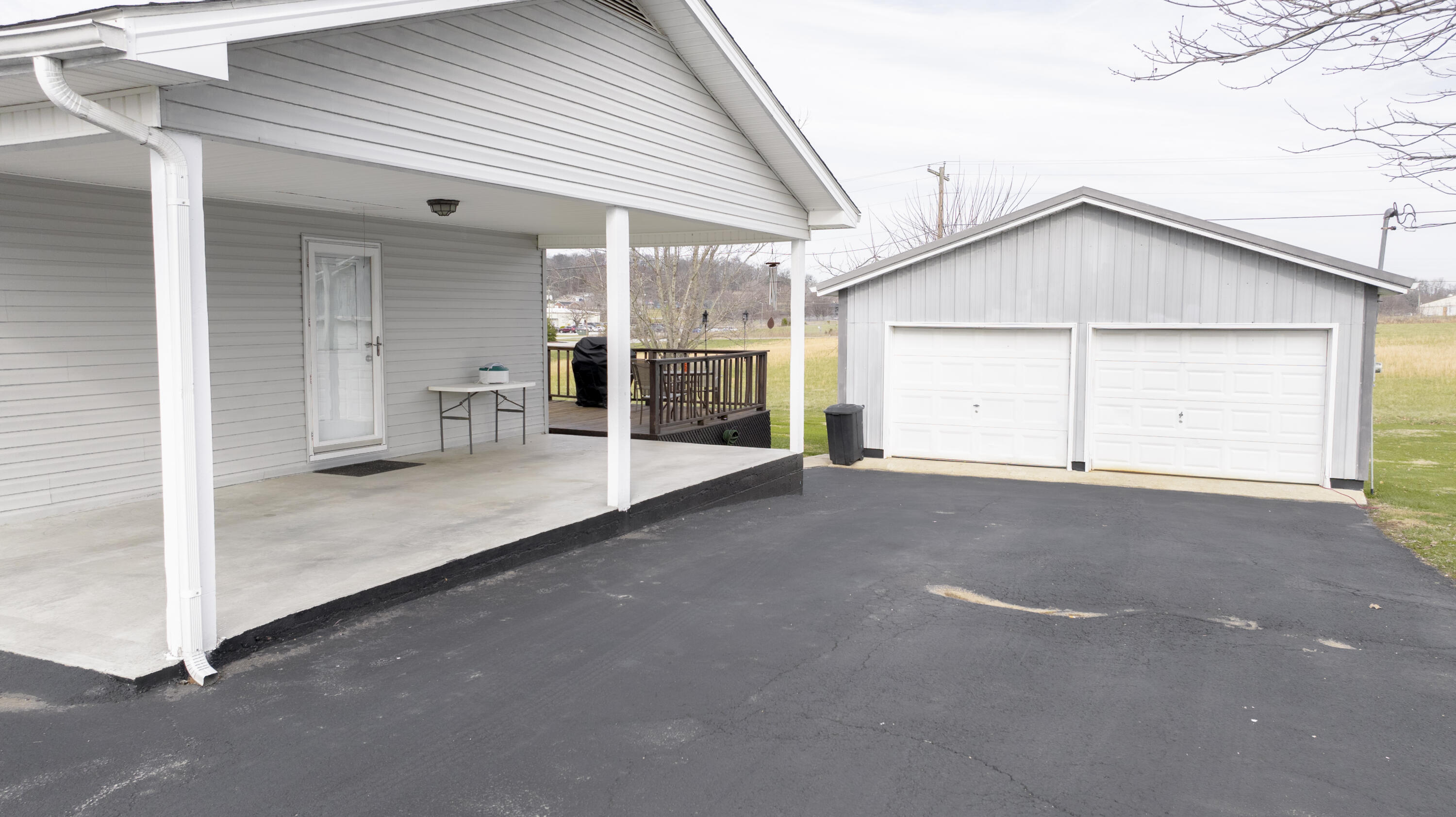 209 Tate Drive Property Photo 8