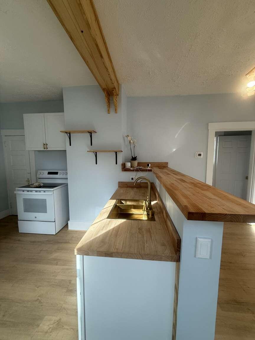 230 Murray Street Property Photo 7