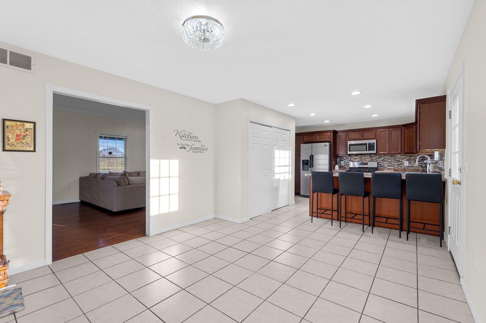 175 General Cleburne Drive Property Photo 14