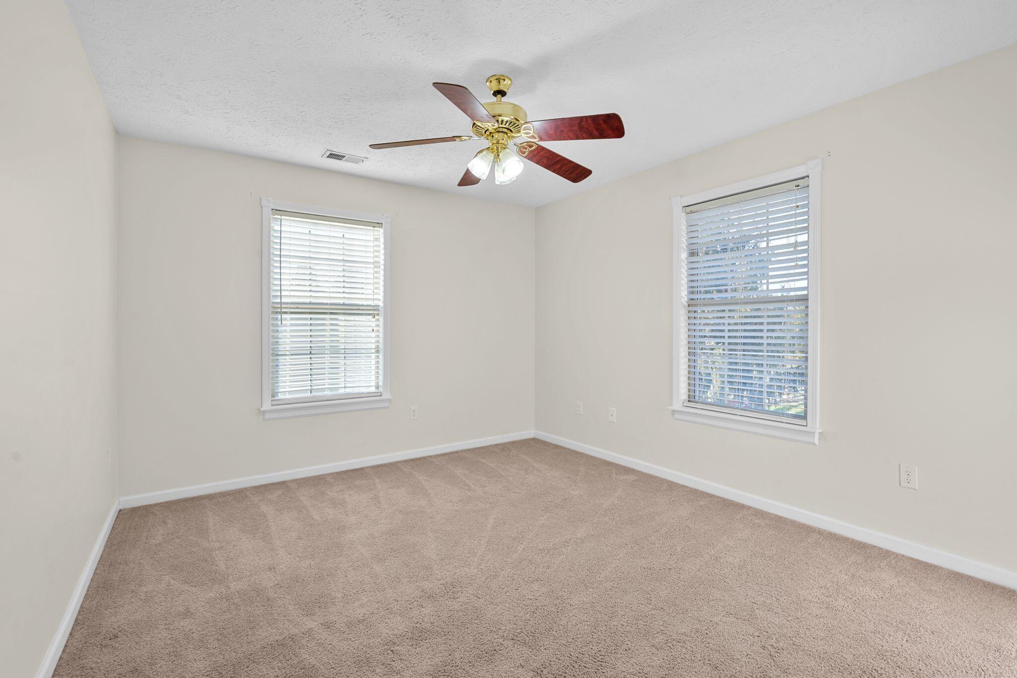 175 General Cleburne Drive Property Photo 28