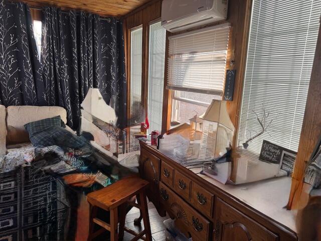 224 S Main Property Photo 10