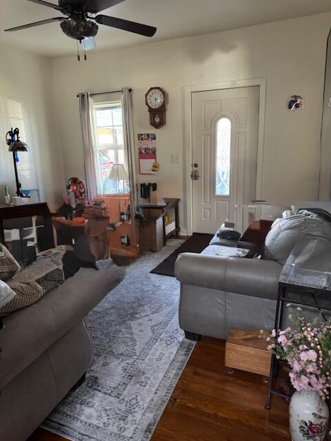 224 S Main Property Photo 12