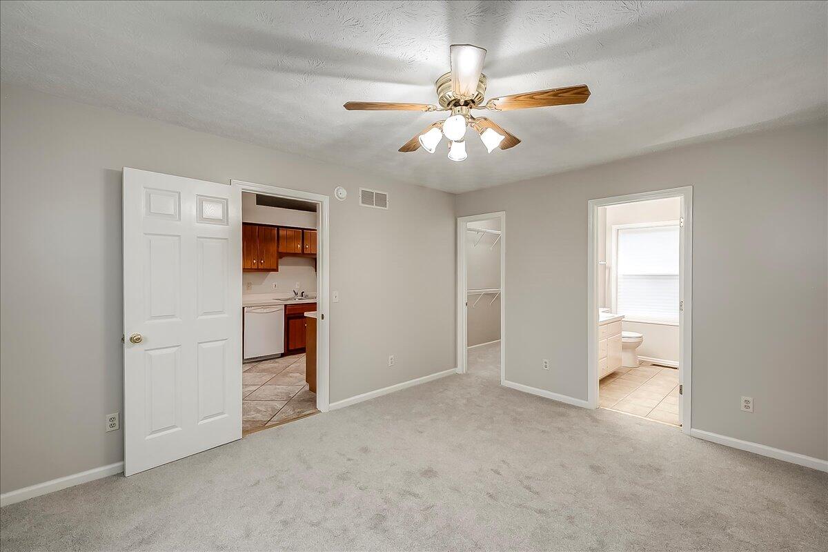 220 Finish Line Way Property Photo 12