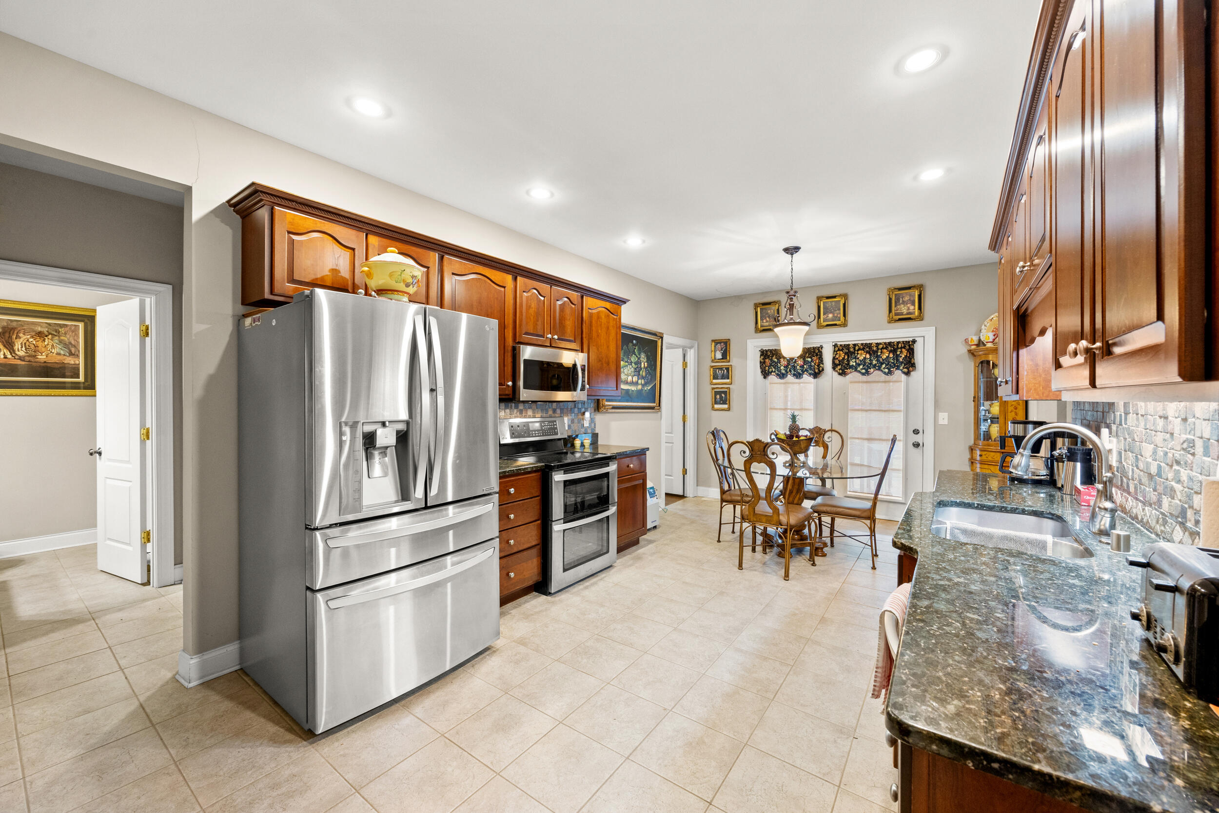 397 Highland Lakes Drive Property Photo 12