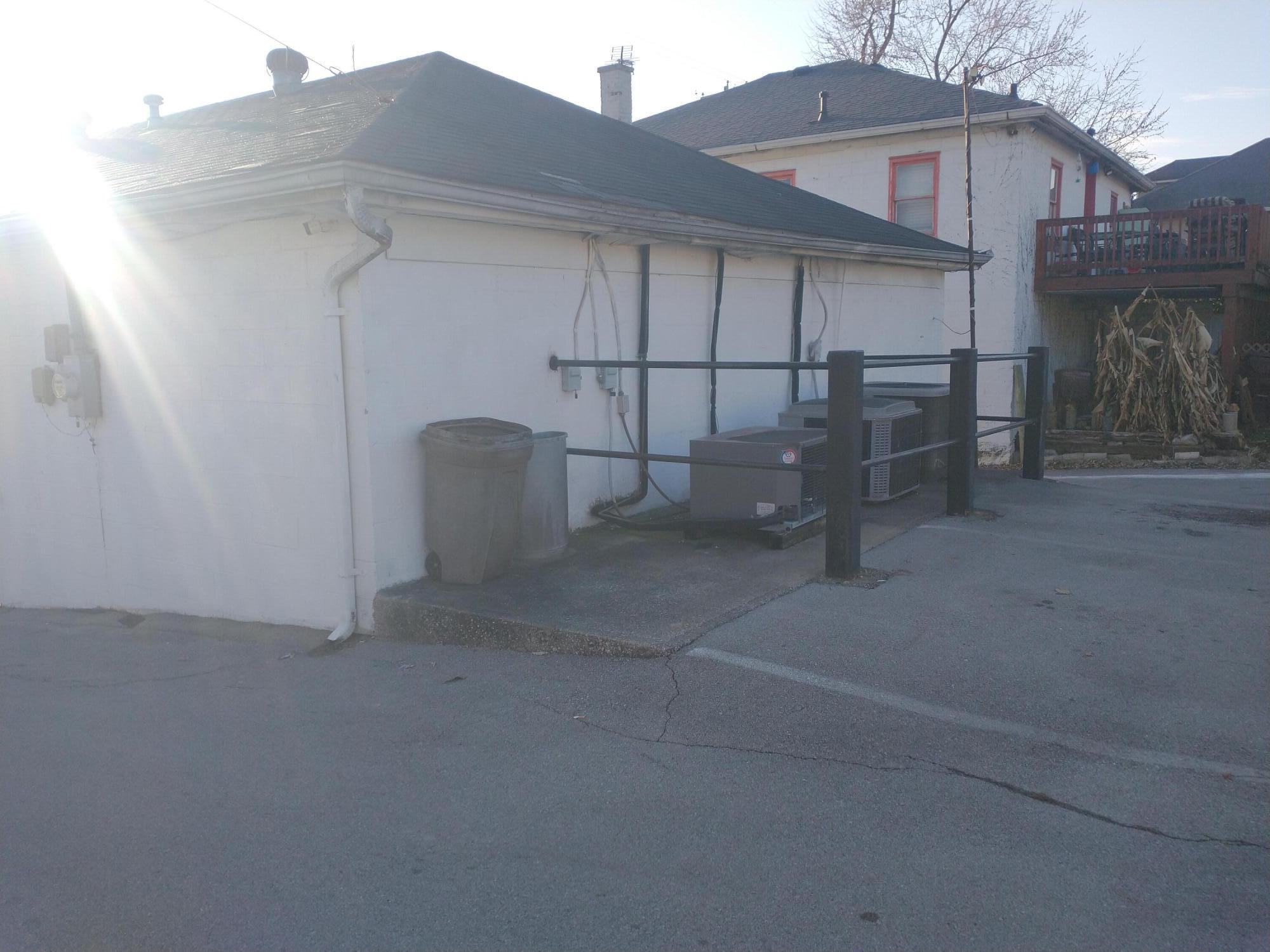 137 East Broadway Street Property Photo 8