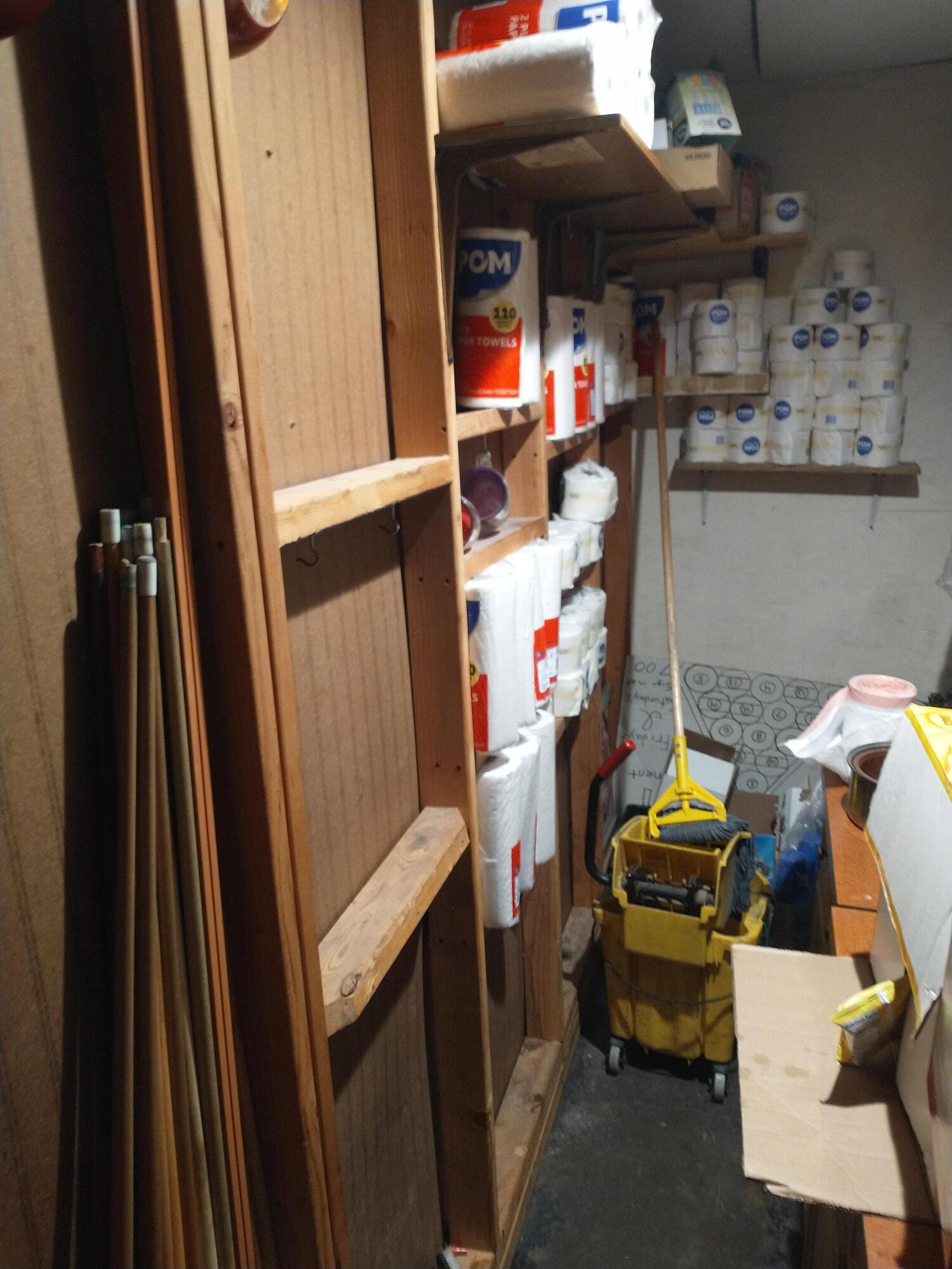 137 East Broadway Street Property Photo 46