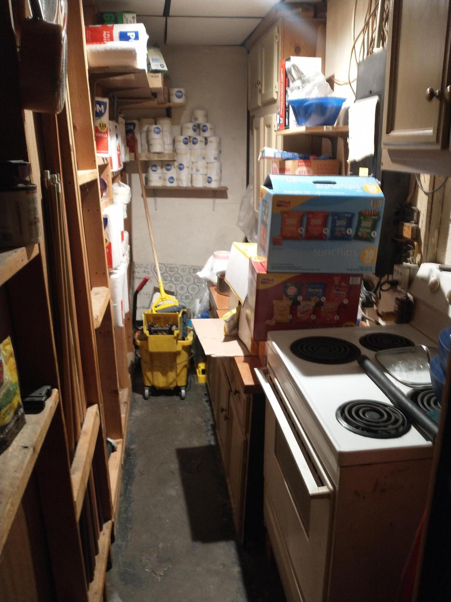 137 East Broadway Street Property Photo 47