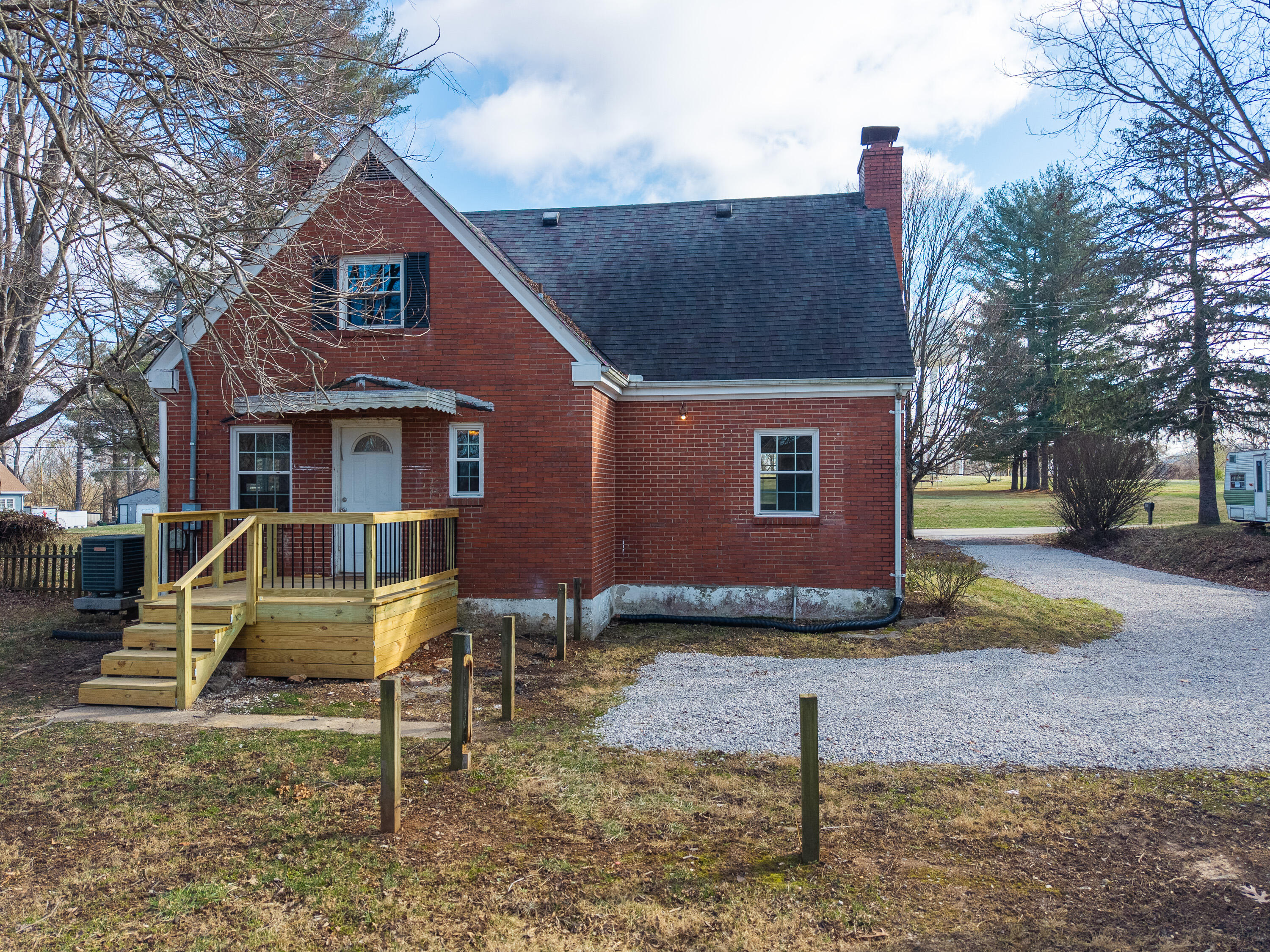 267 Stanford Street Property Photo 7