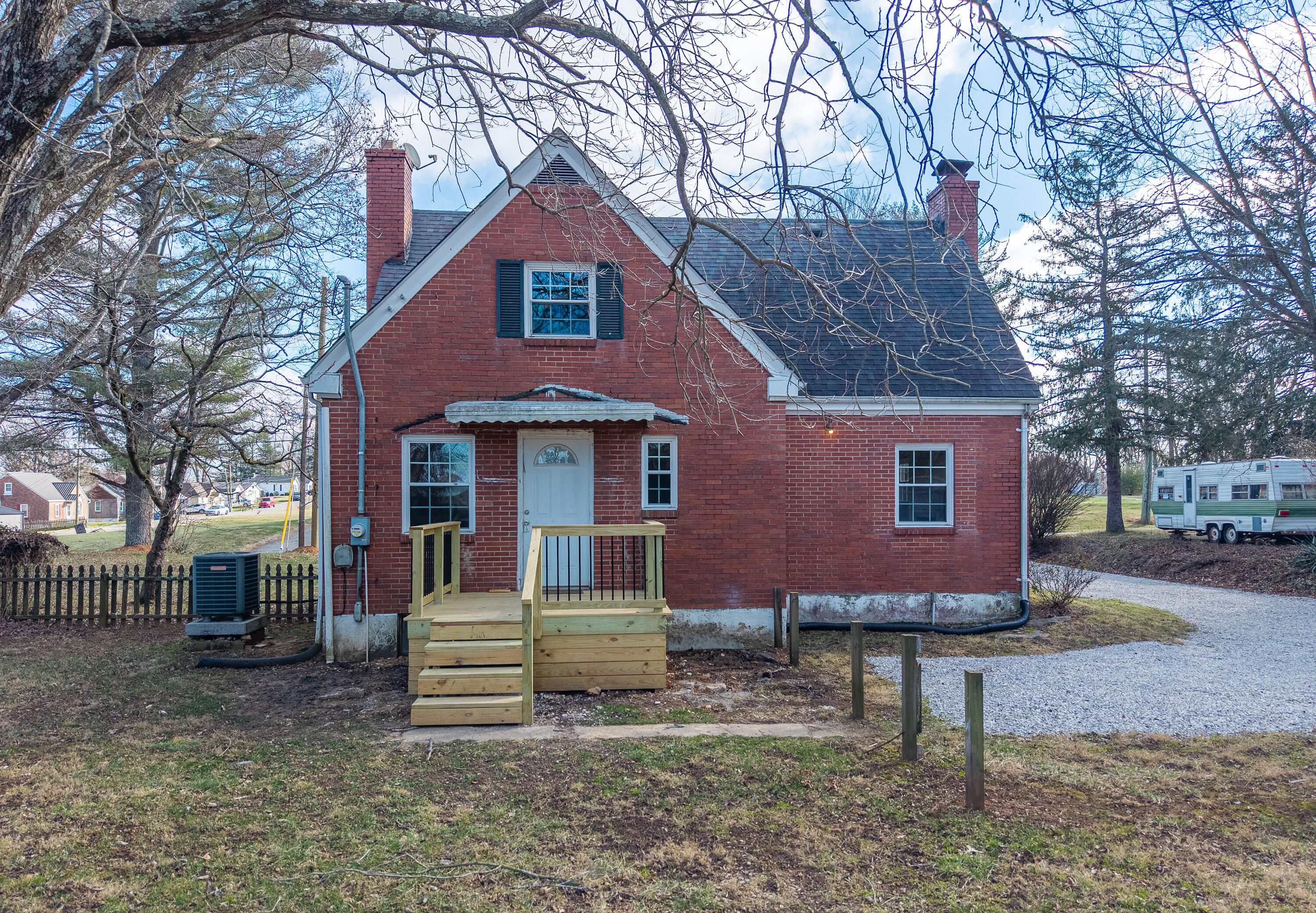 267 Stanford Street Property Photo 8