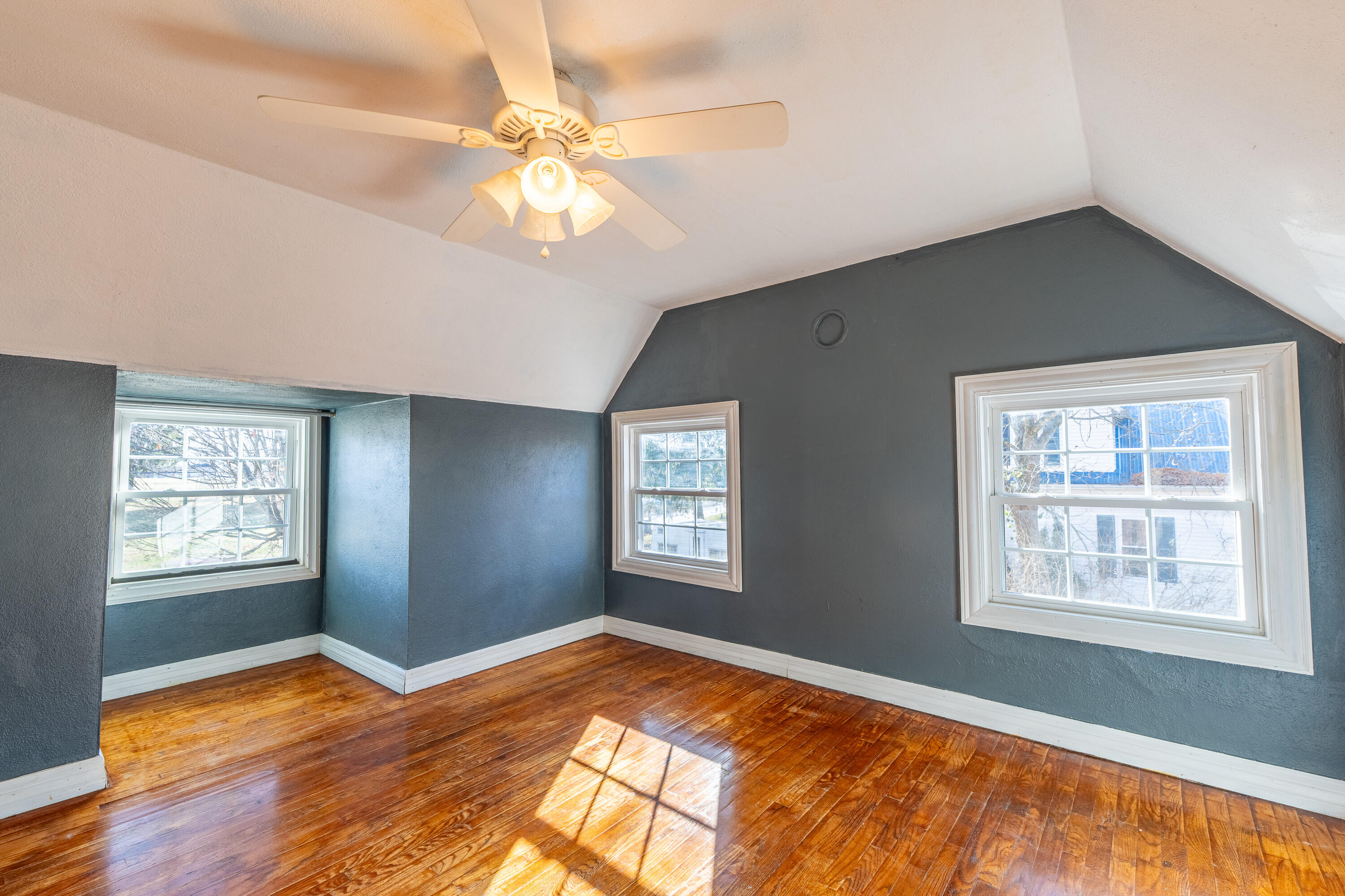 267 Stanford Street Property Photo 35