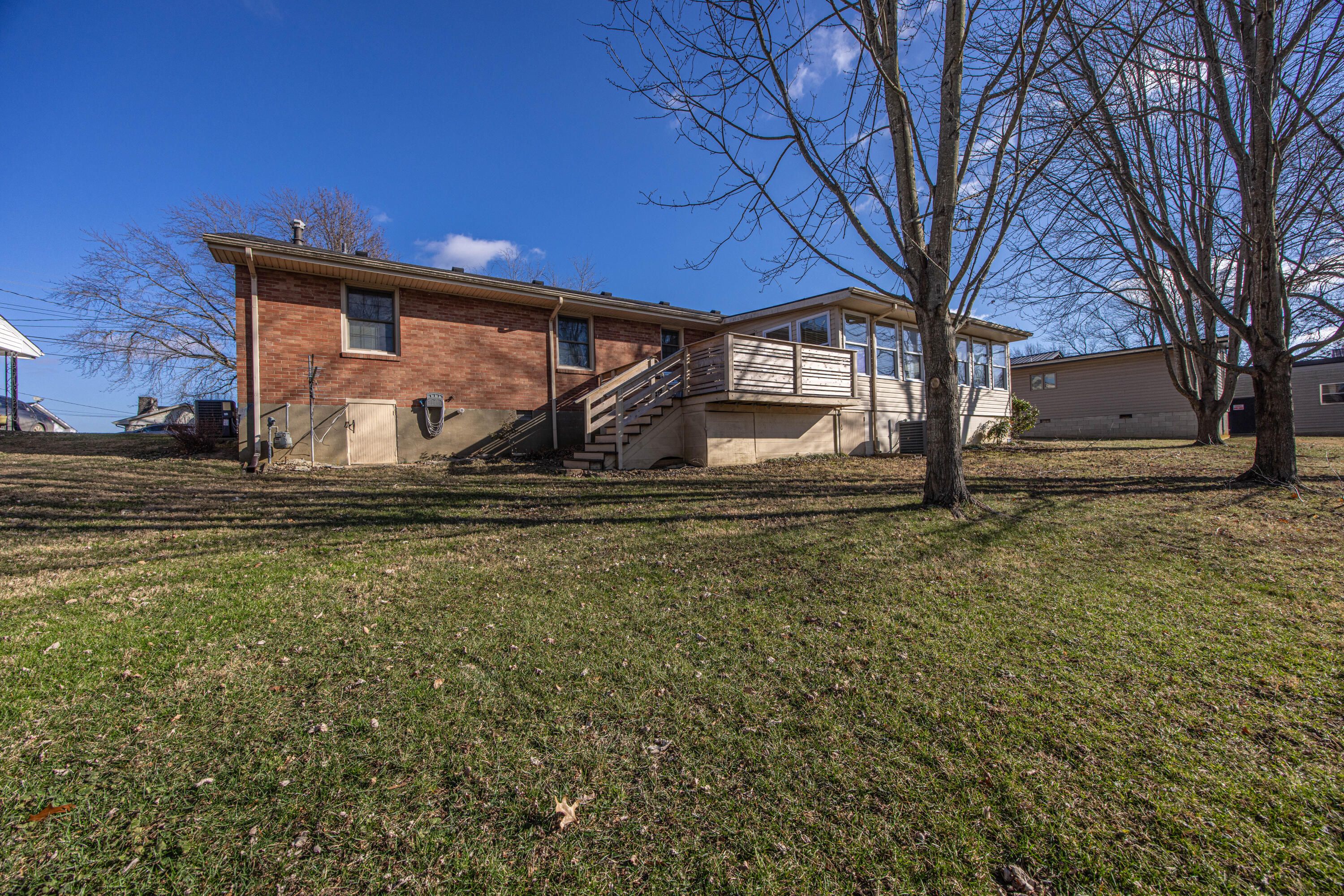 308 Kennedy Heights Property Photo 7