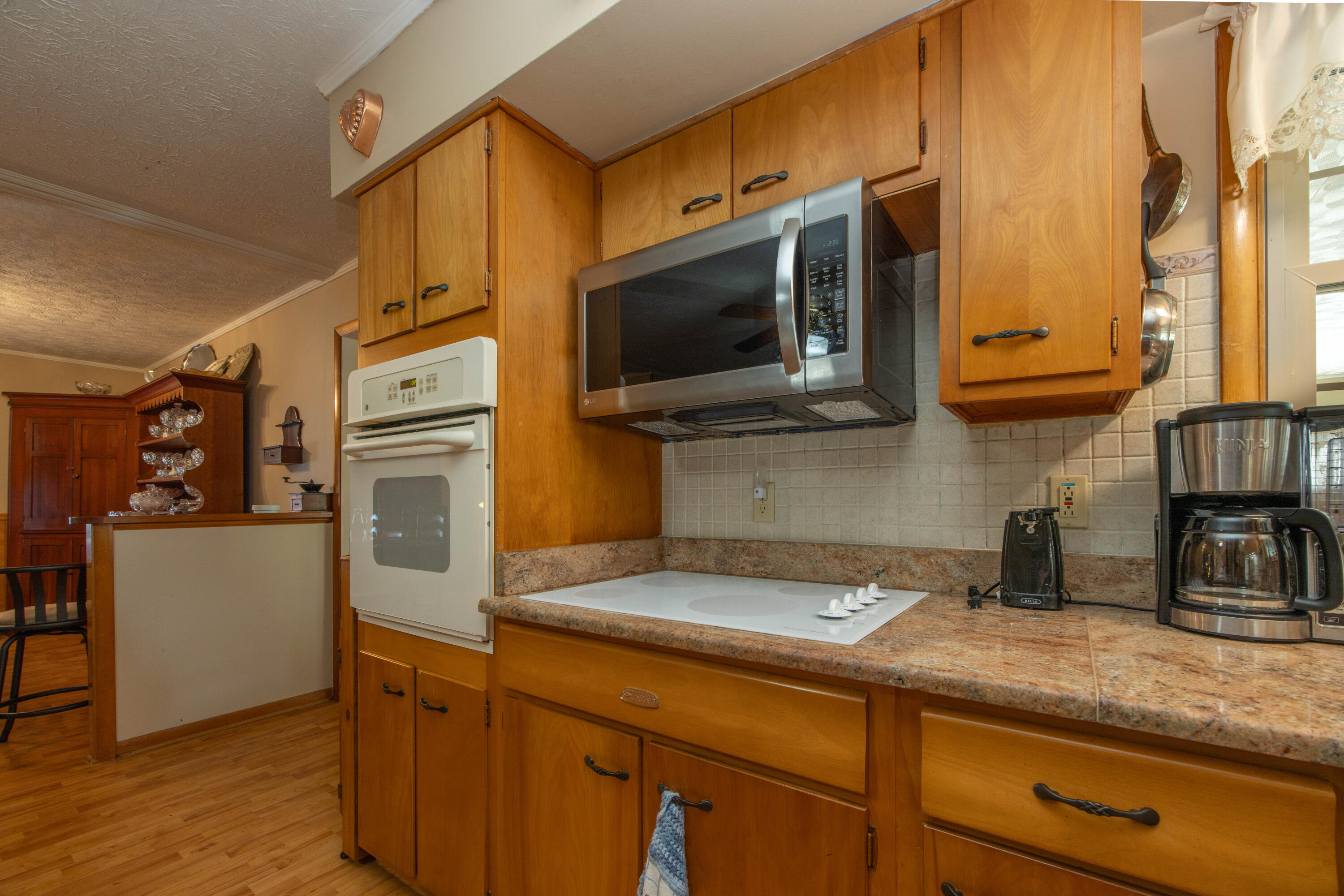 308 Kennedy Heights Property Photo 16