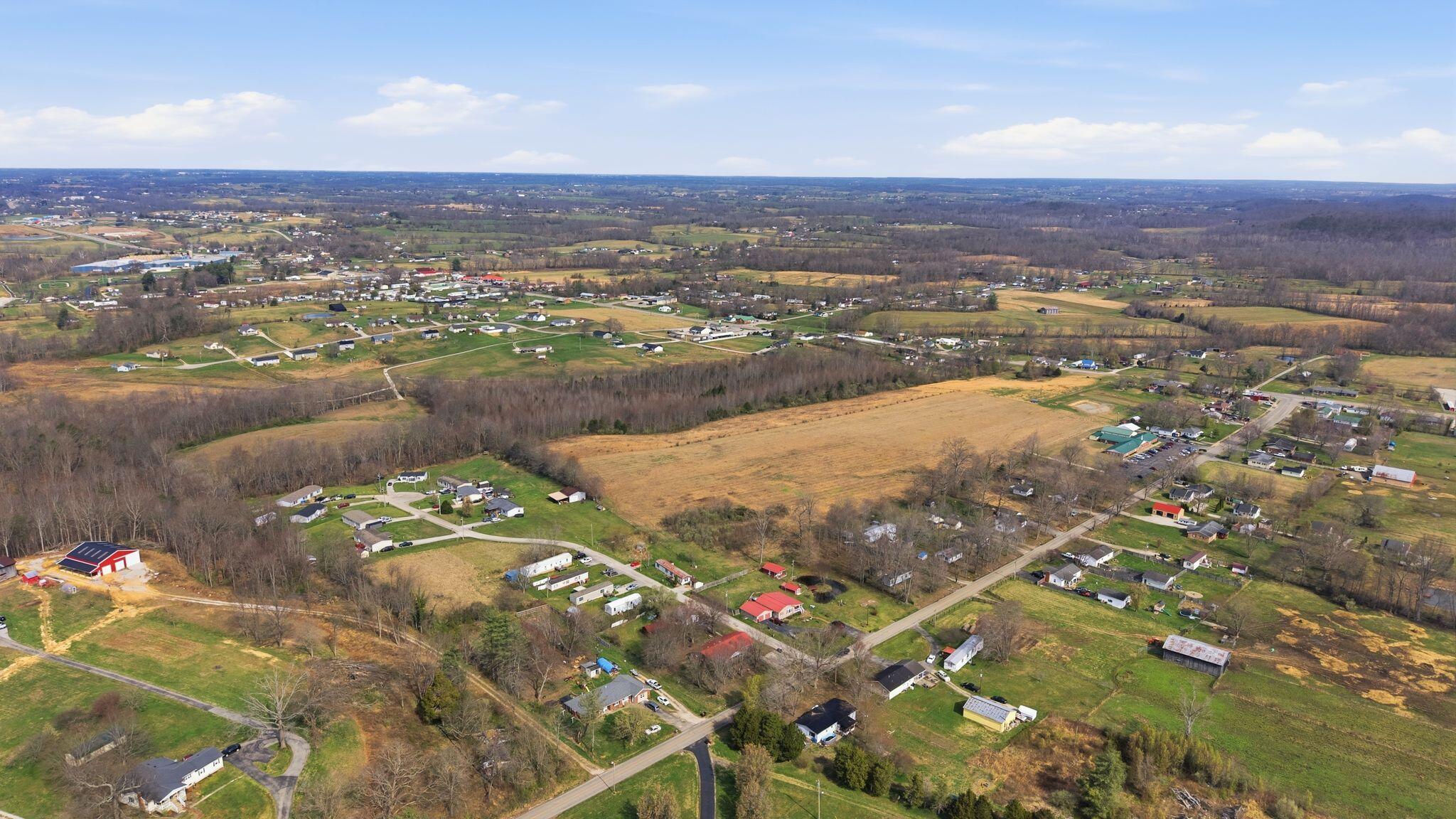 100 Blue Sky Drive Property Photo 3