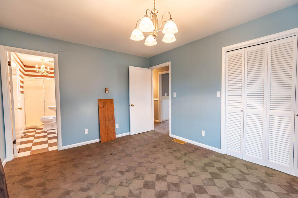 107 Pin Oak Drive Property Photo 20
