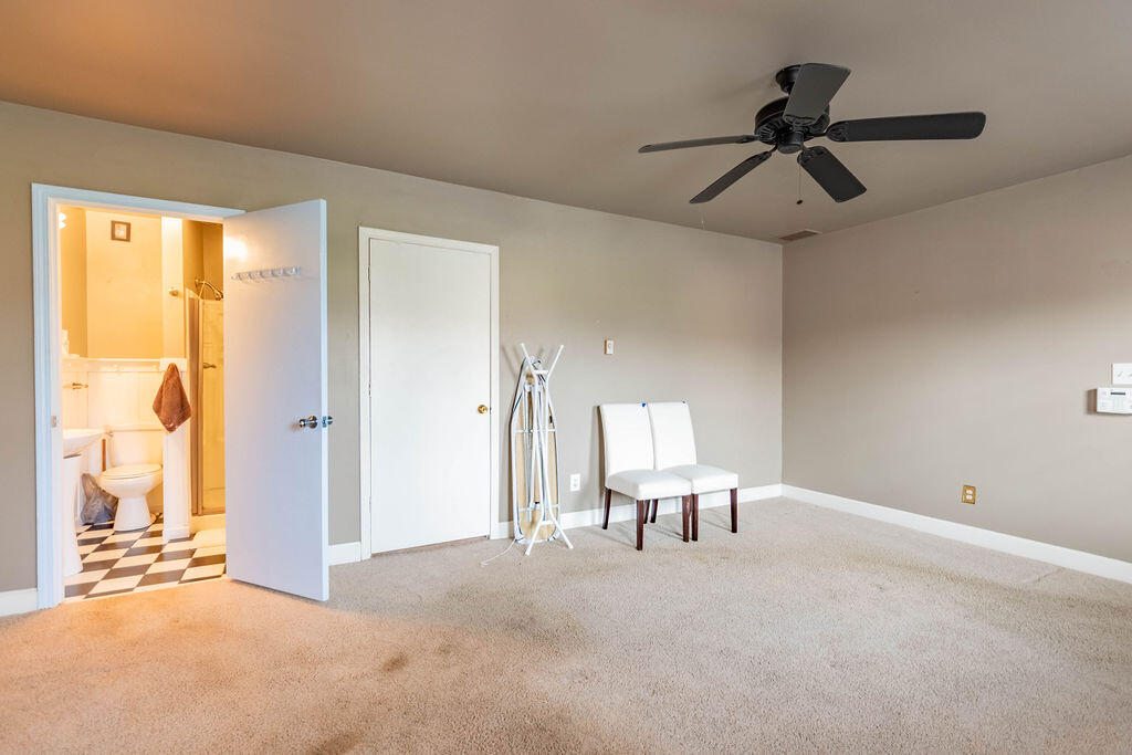 107 Pin Oak Drive Property Photo 27