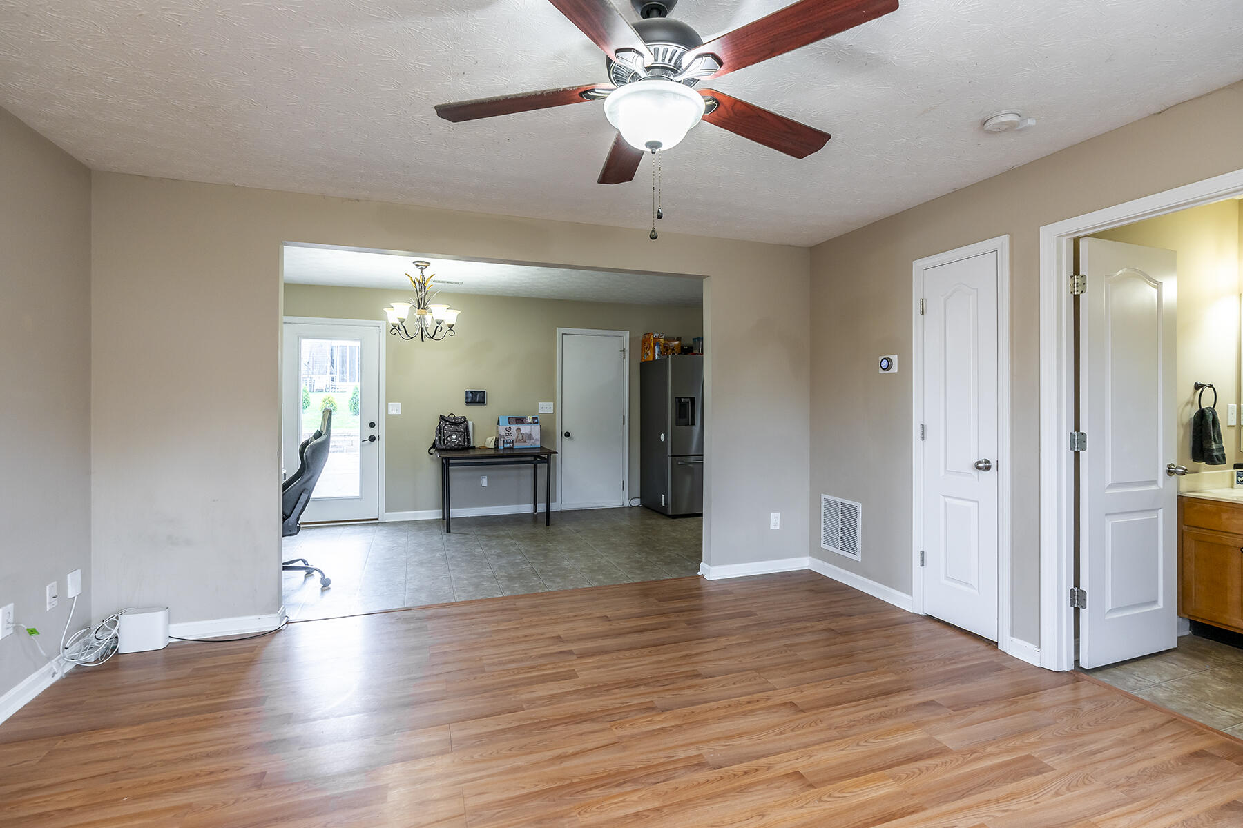 4045 Firestone Way Property Photo 9