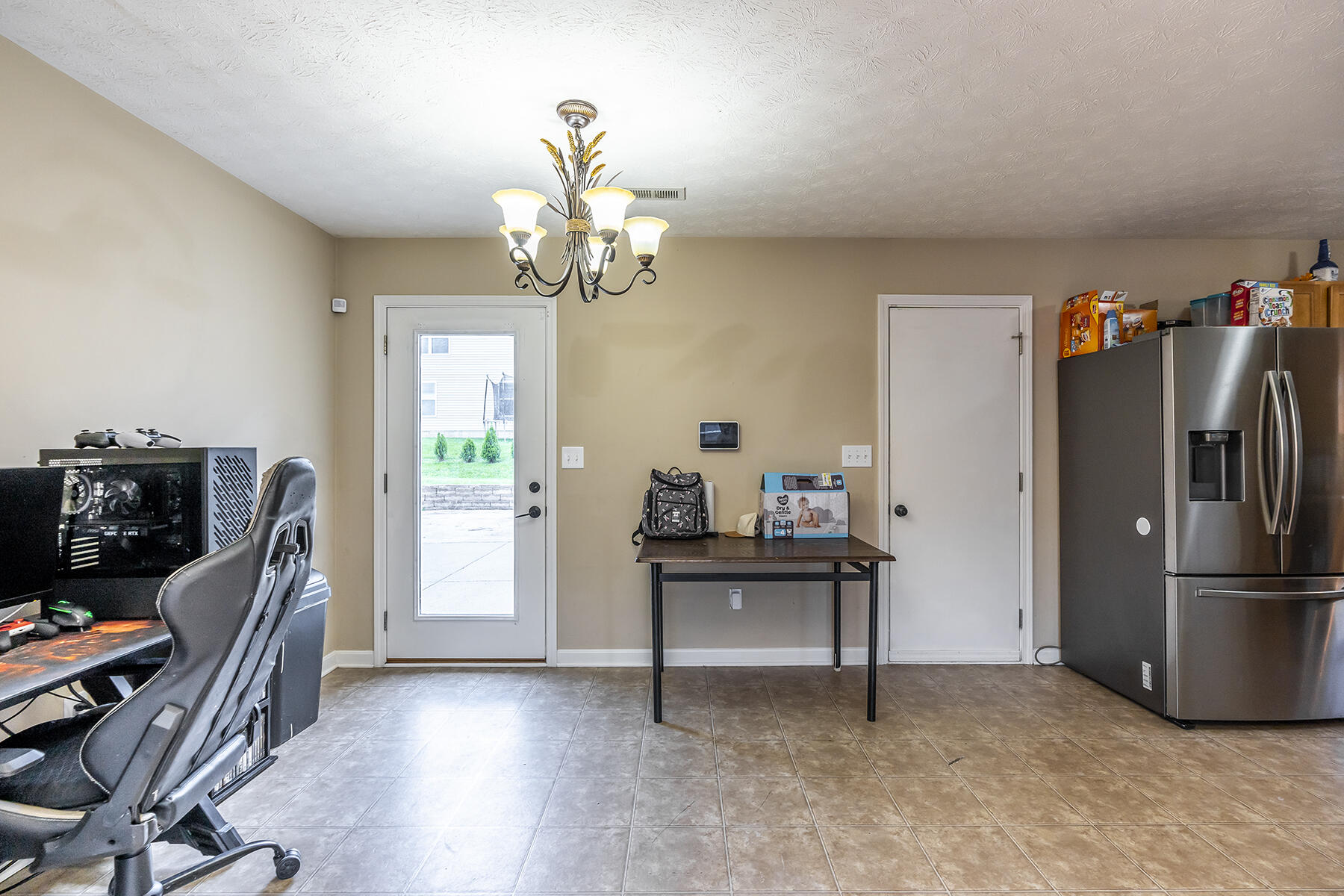 4045 Firestone Way Property Photo 10
