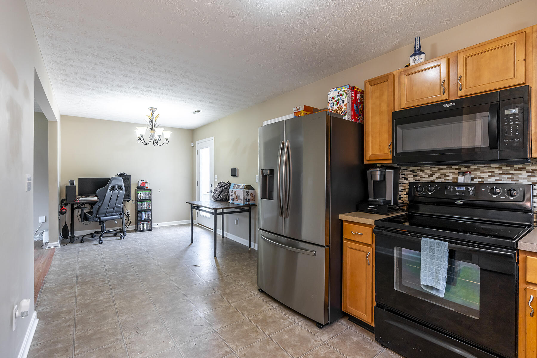 4045 Firestone Way Property Photo 13