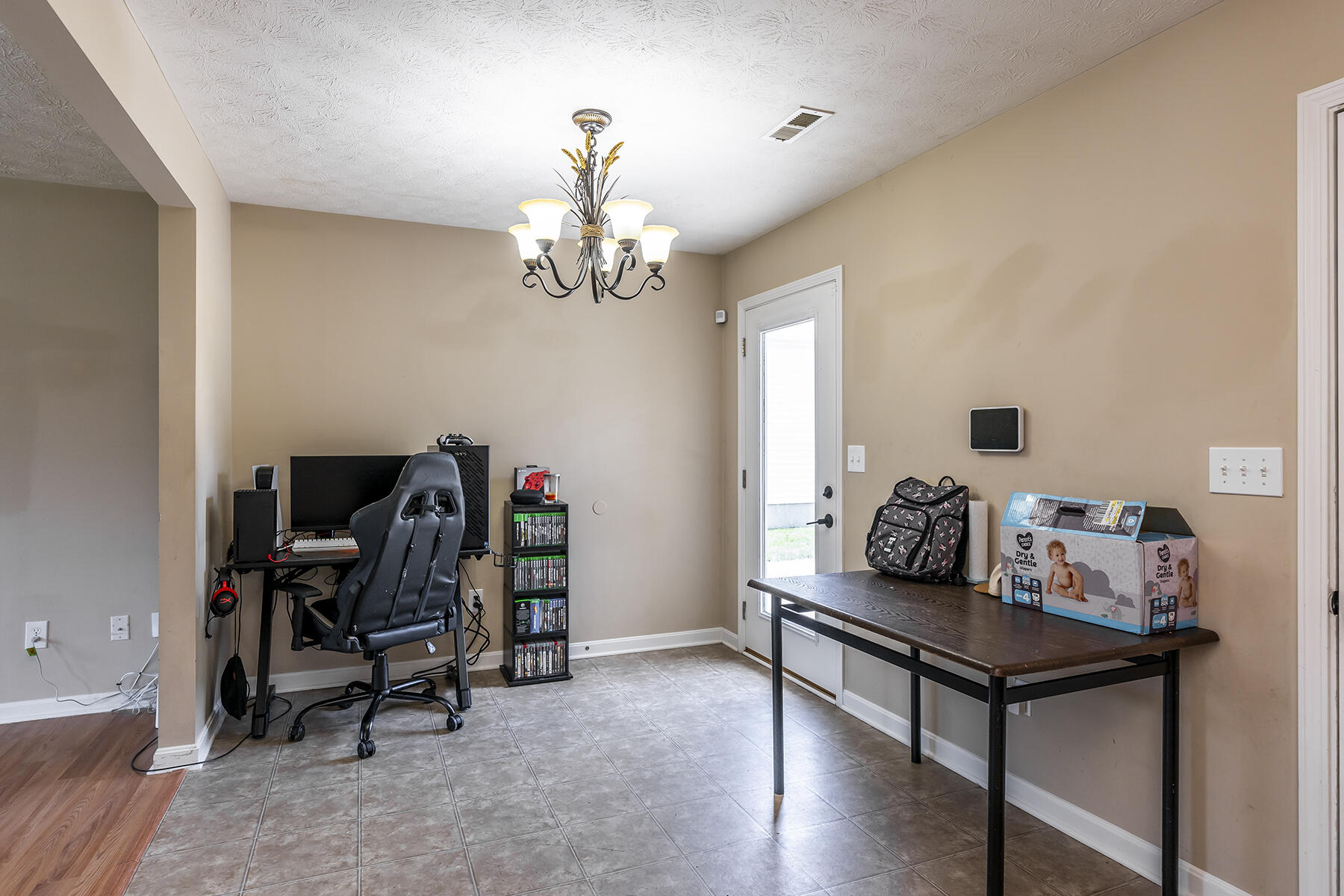 4045 Firestone Way Property Photo 14