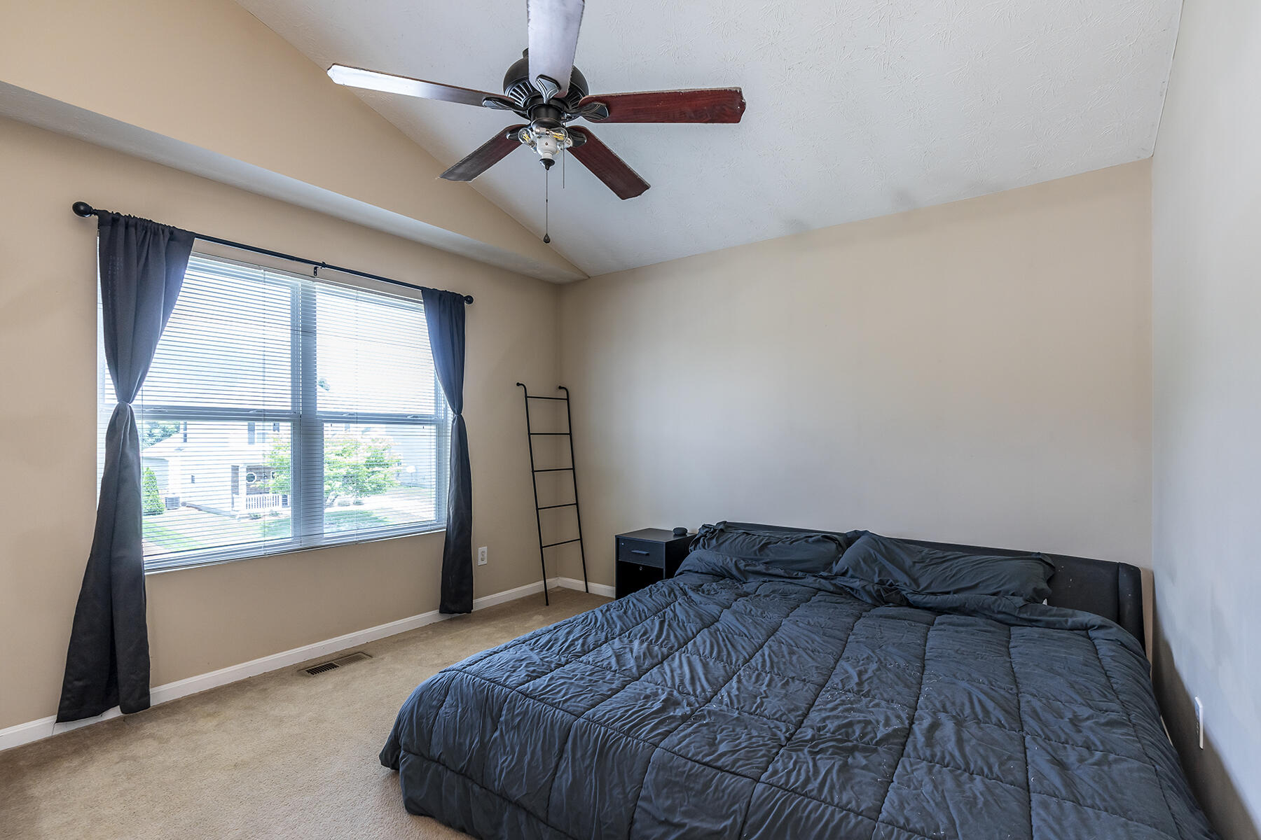 4045 Firestone Way Property Photo 17