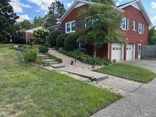42 Mockingbird Valley Road Property Photo 3