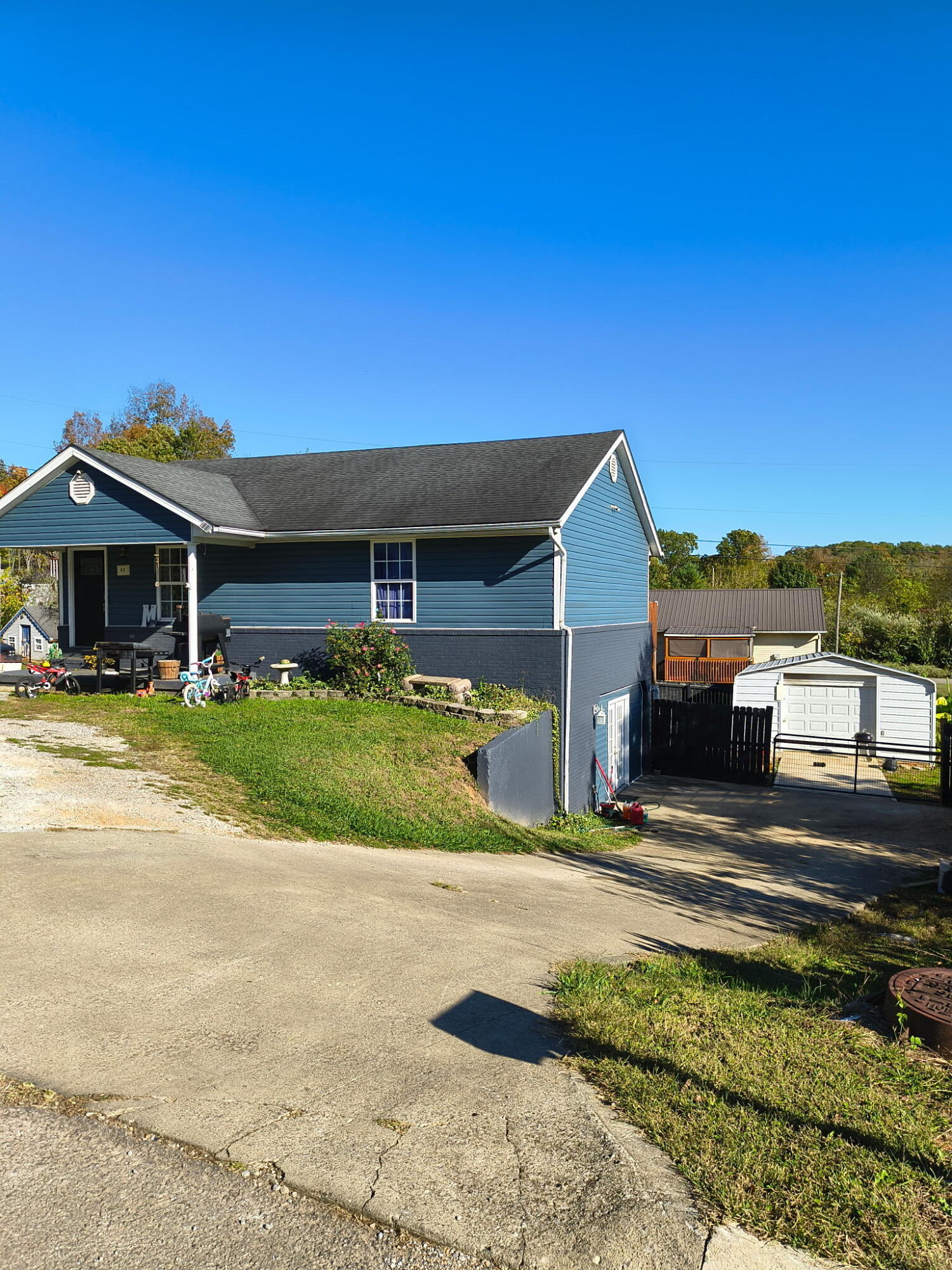 63 Augusta Court Property Photo 4