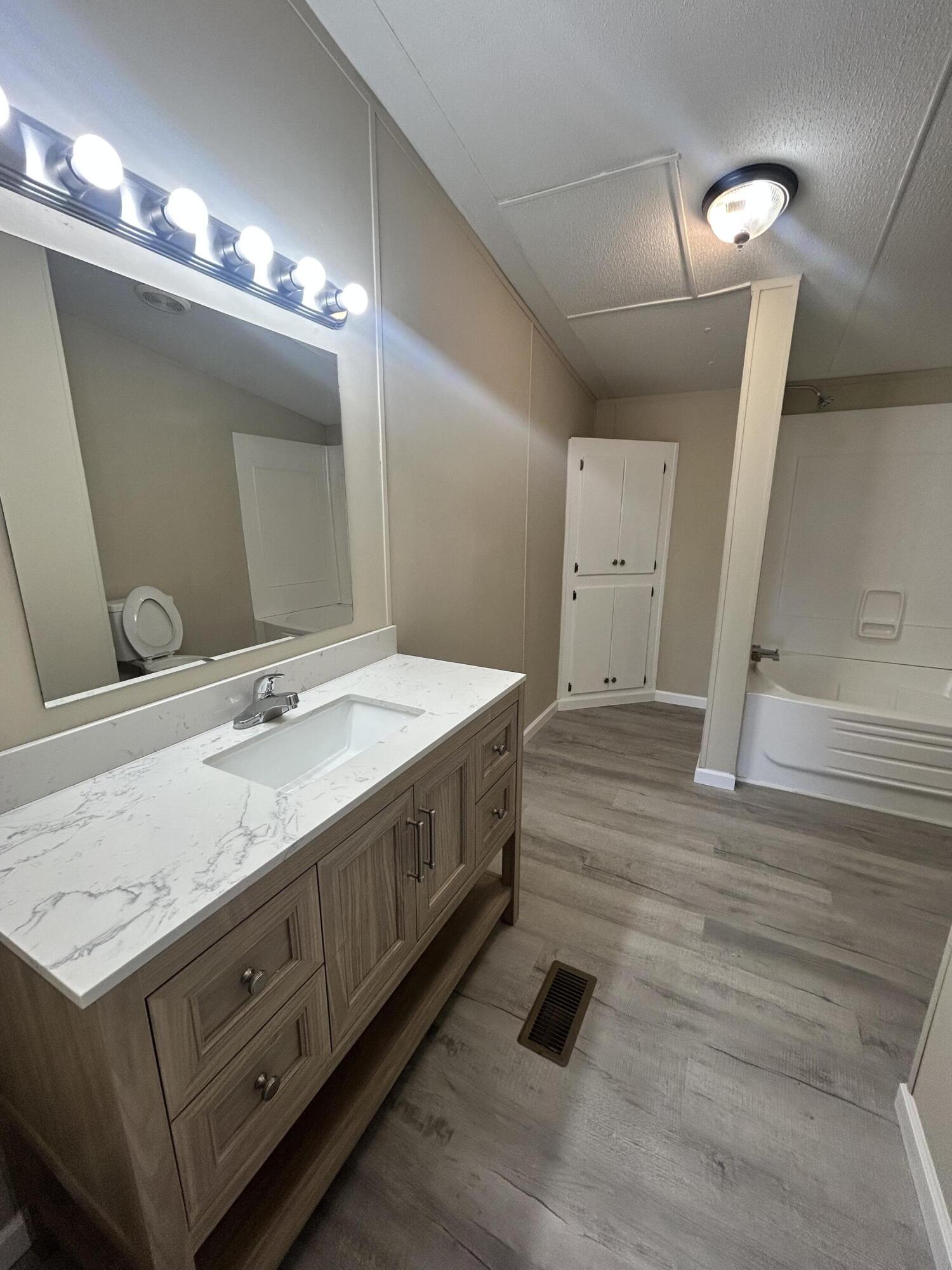 125 Rhonder Drive Property Photo 10
