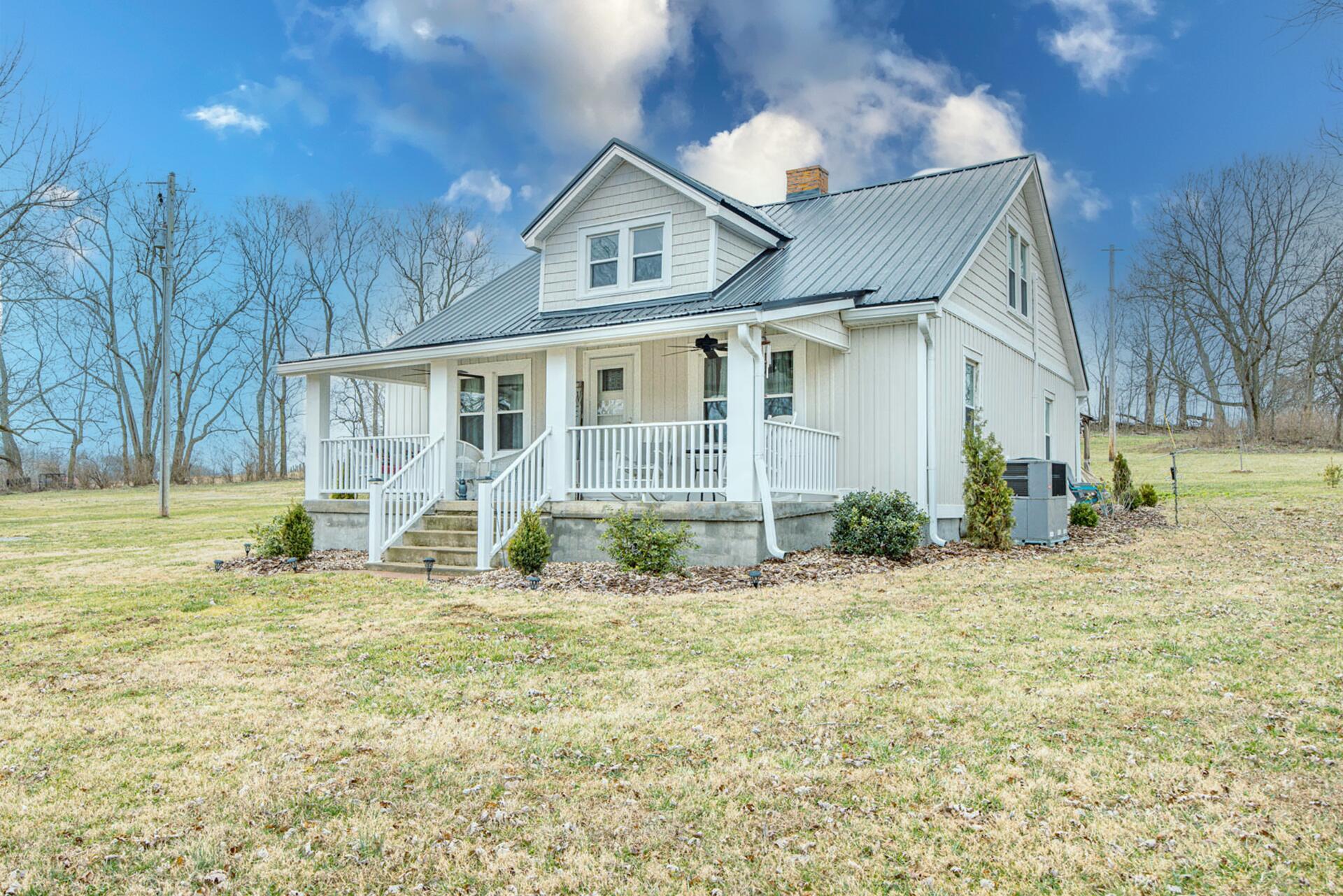 695 Stone Road Property Photo 4