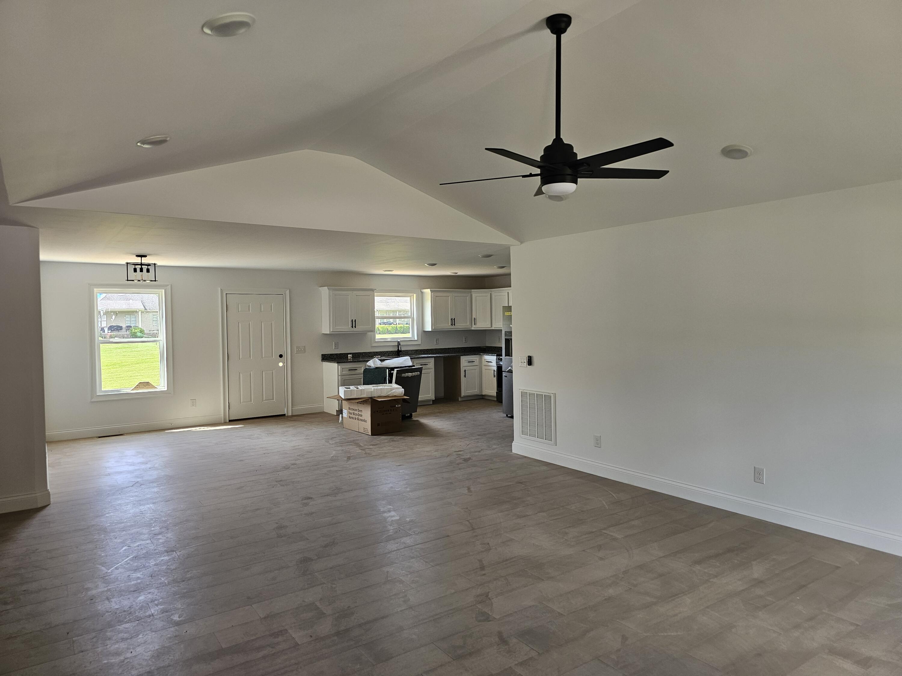 451 Madison Circle Property Photo 2