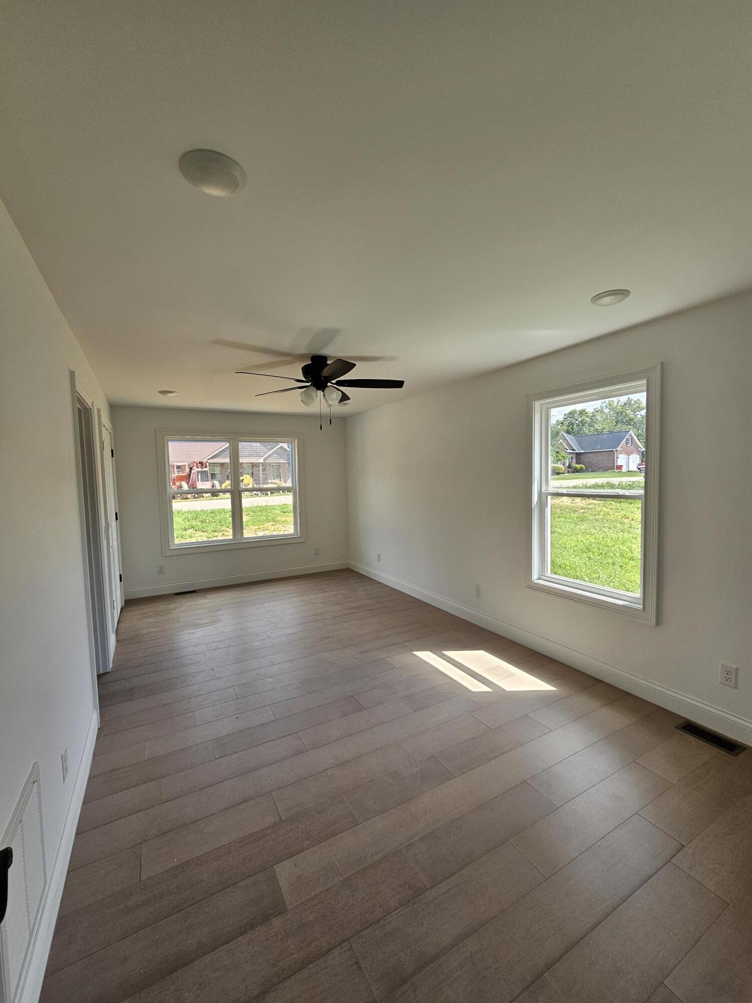 451 Madison Circle Property Photo 9