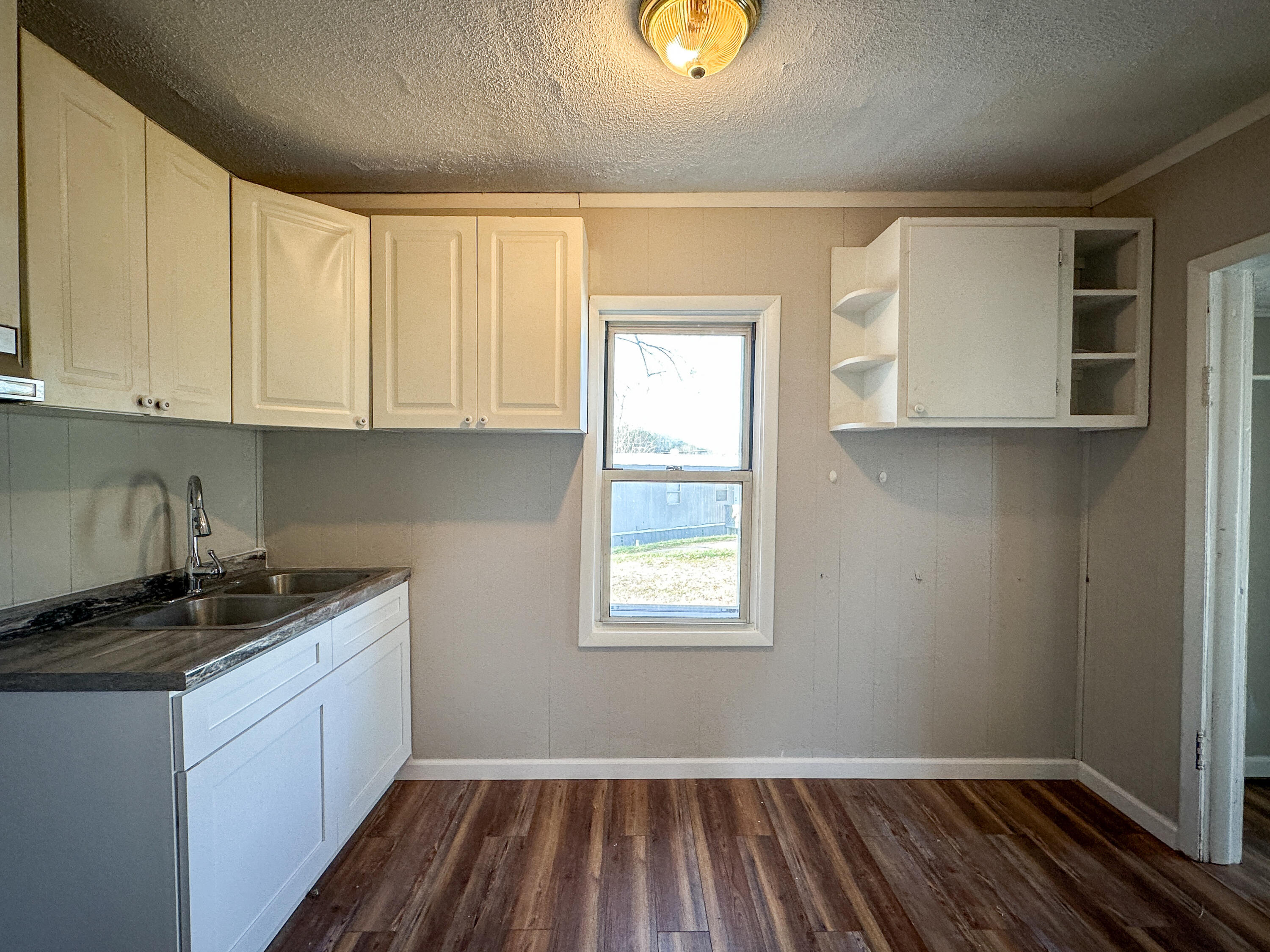 391 Pine Valley Lane Property Photo 4