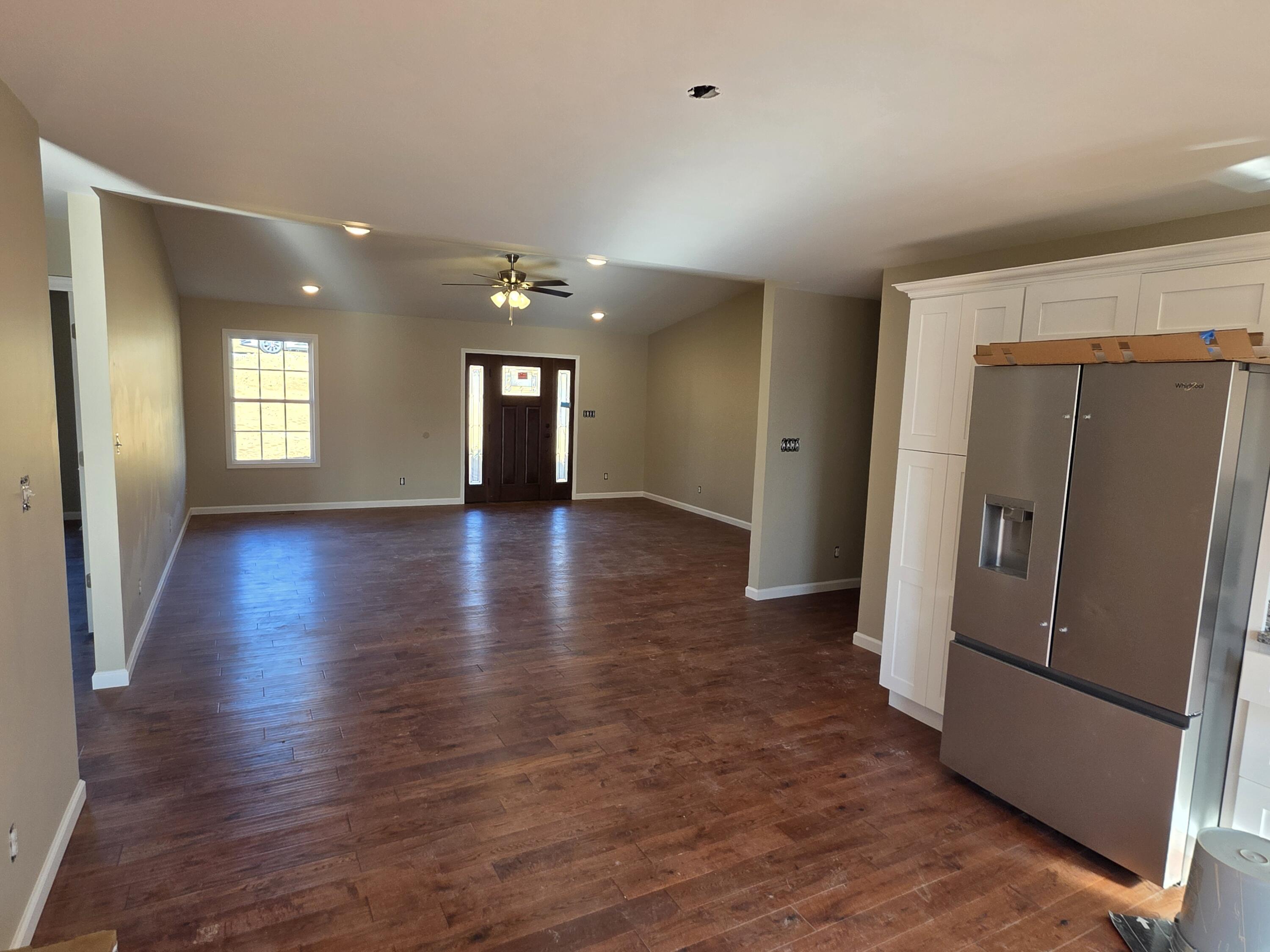 100 Emily Lane Property Photo 3