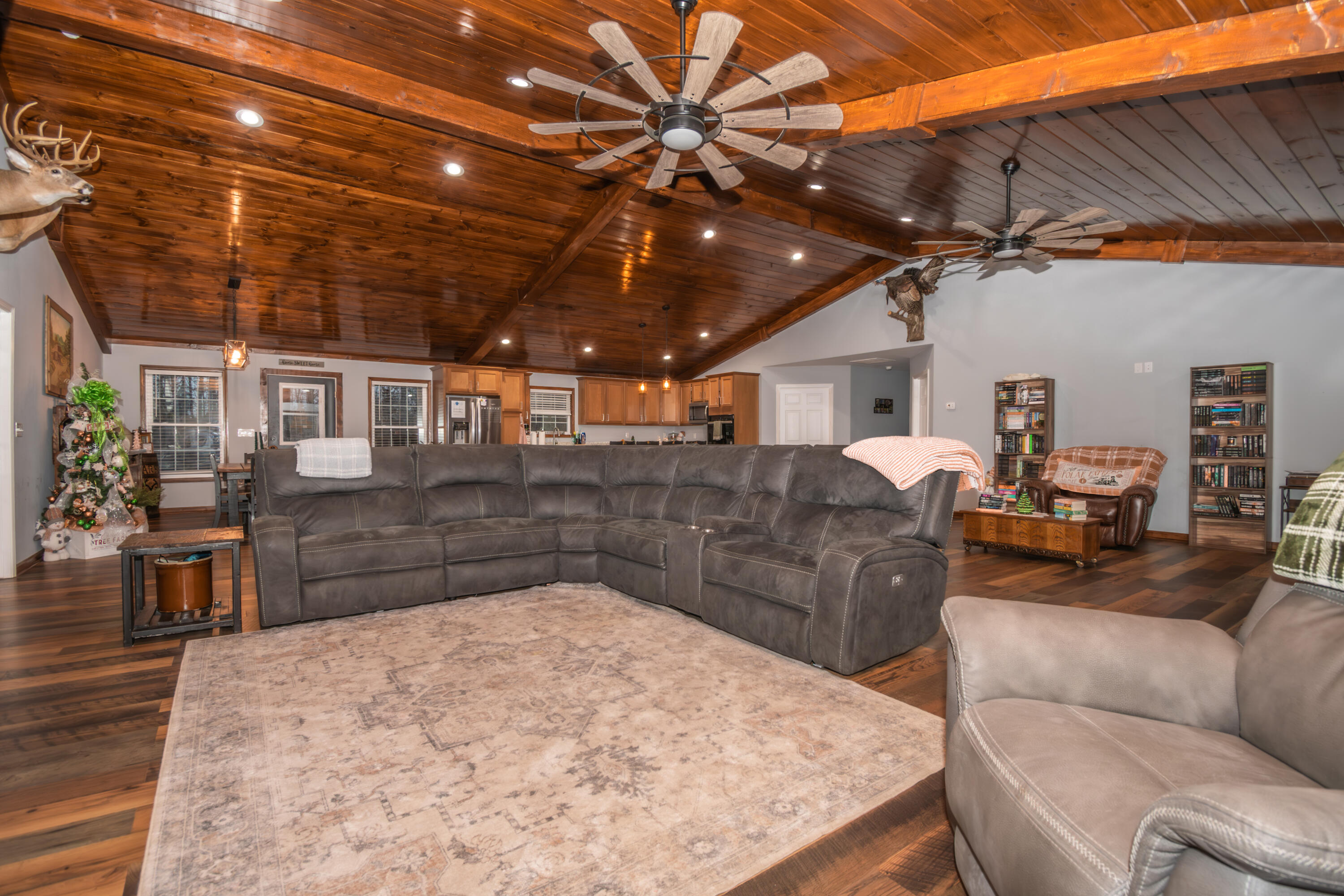 1705 Rice Road Property Photo 4
