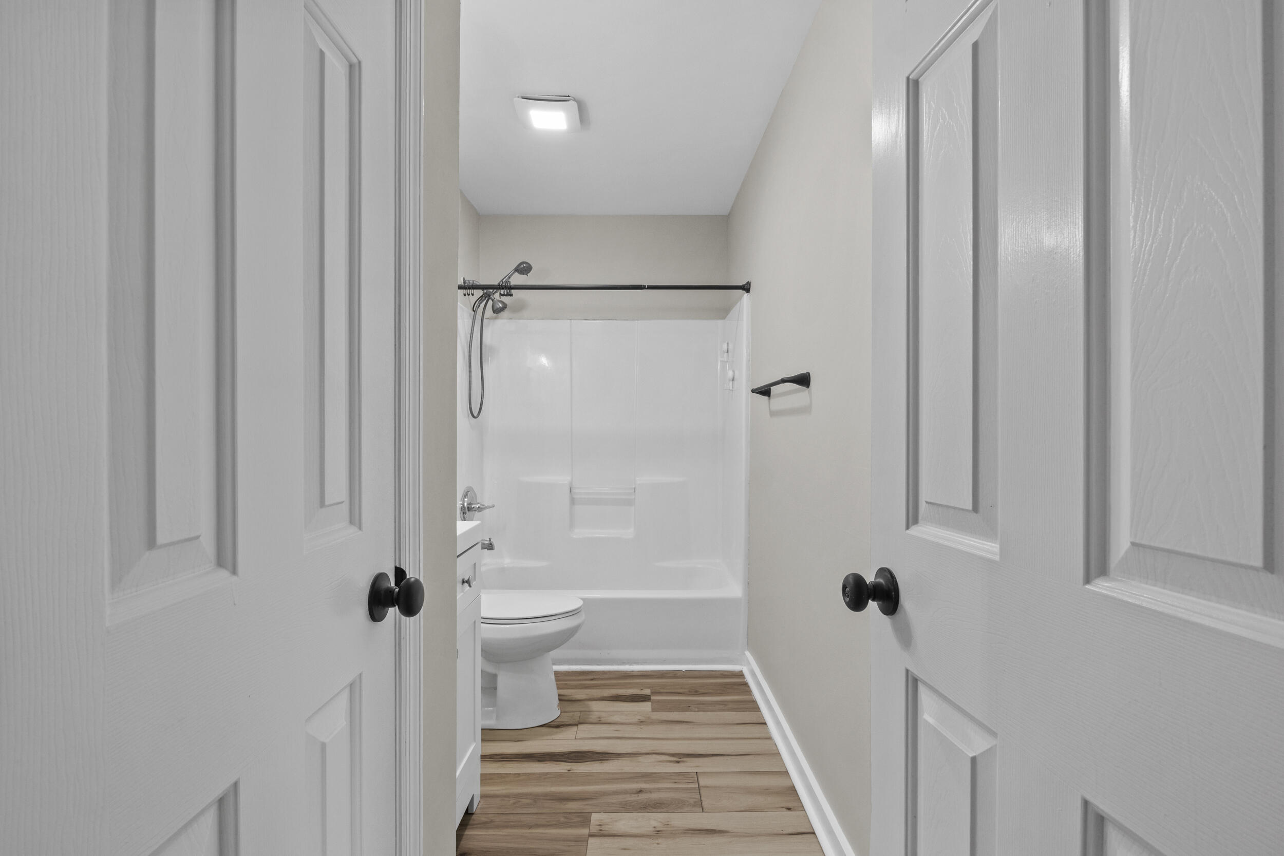 405 Woodspointe Way Property Photo 14