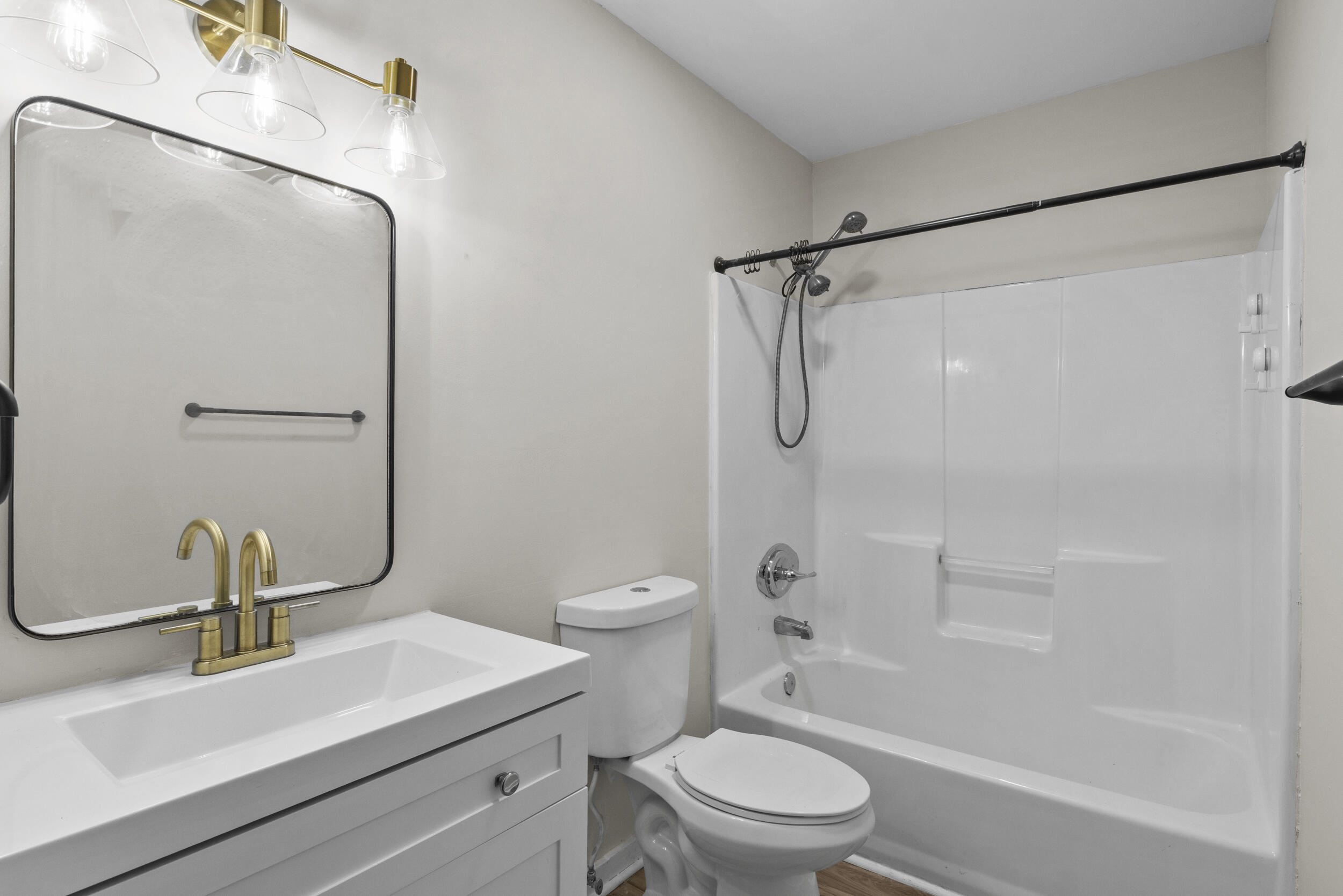 405 Woodspointe Way Property Photo 16