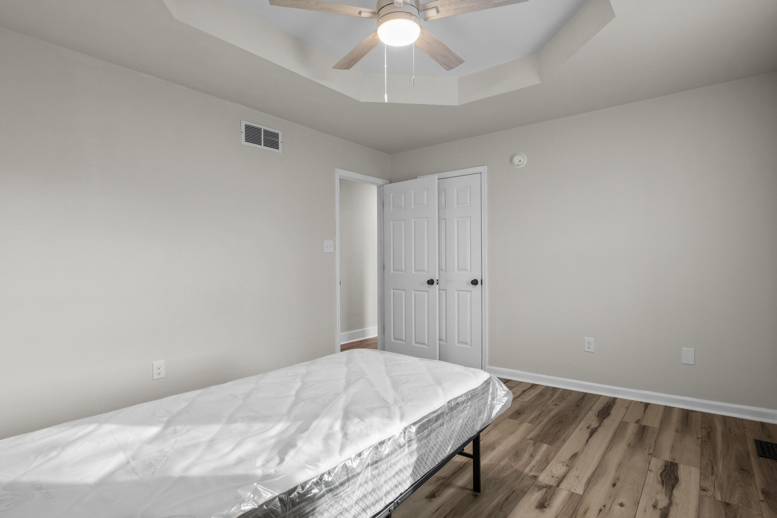 405 Woodspointe Way Property Photo 32