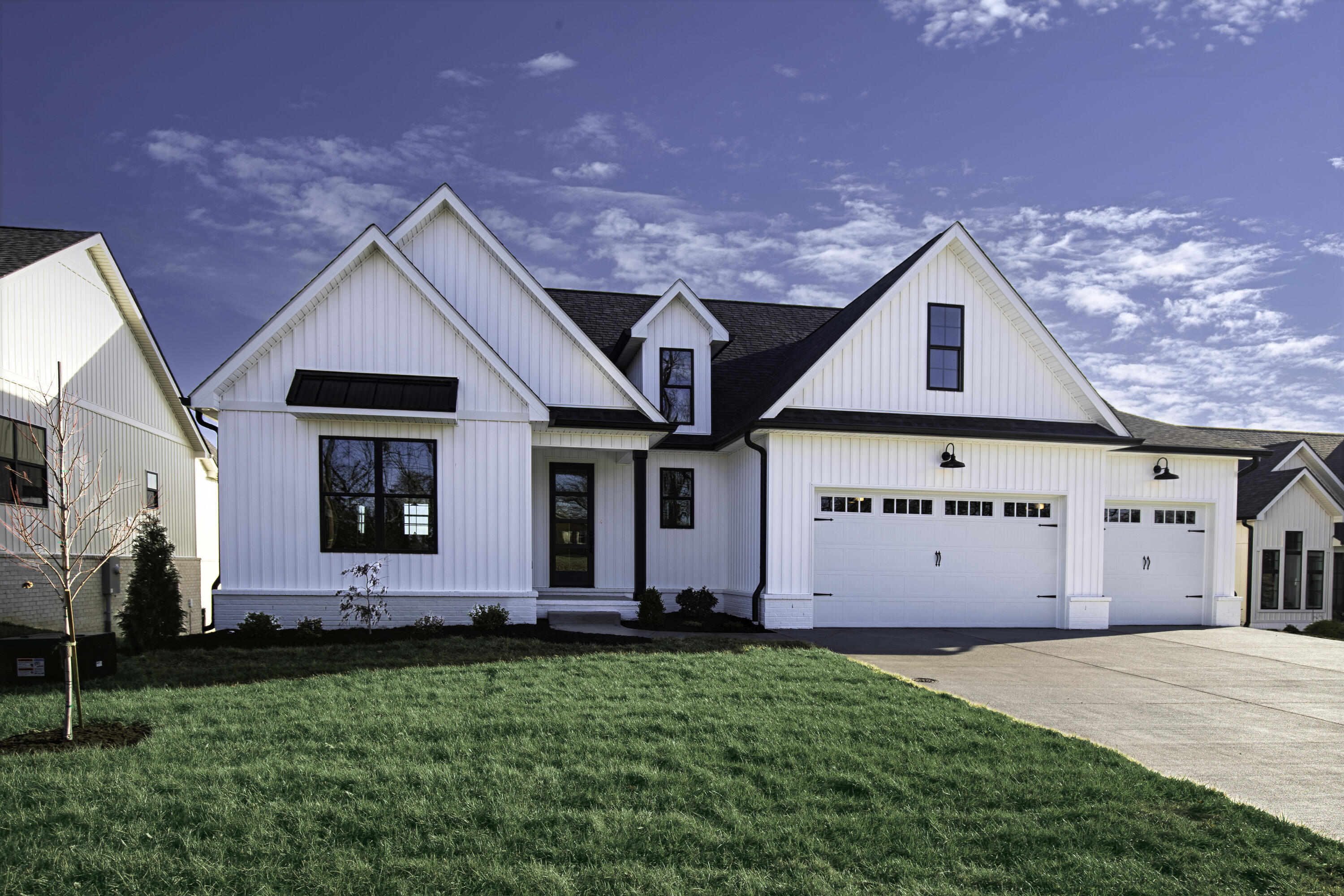 534 Saffron Lane Property Photo 1