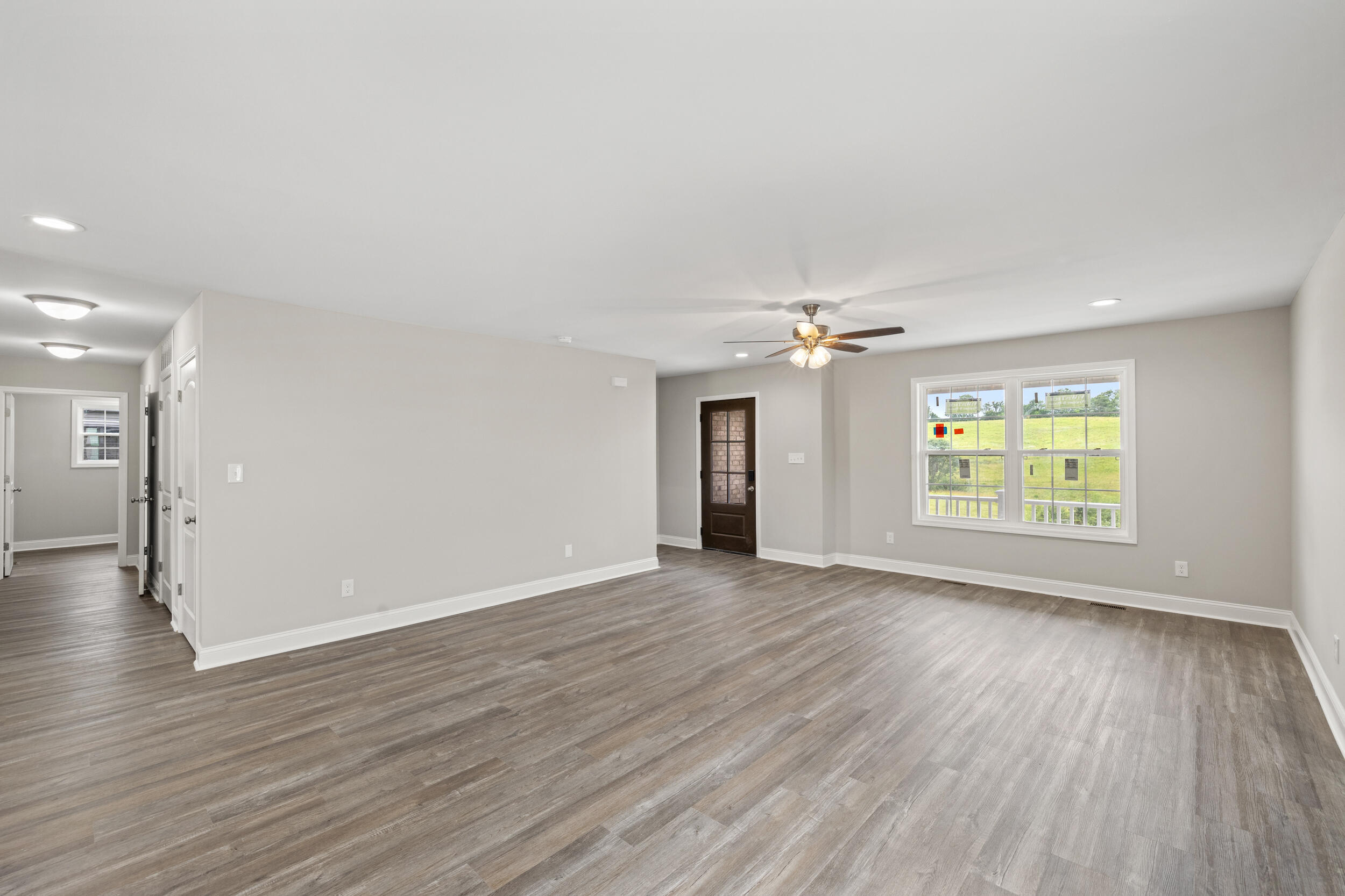 3020 Thorntree Lane Property Photo 4