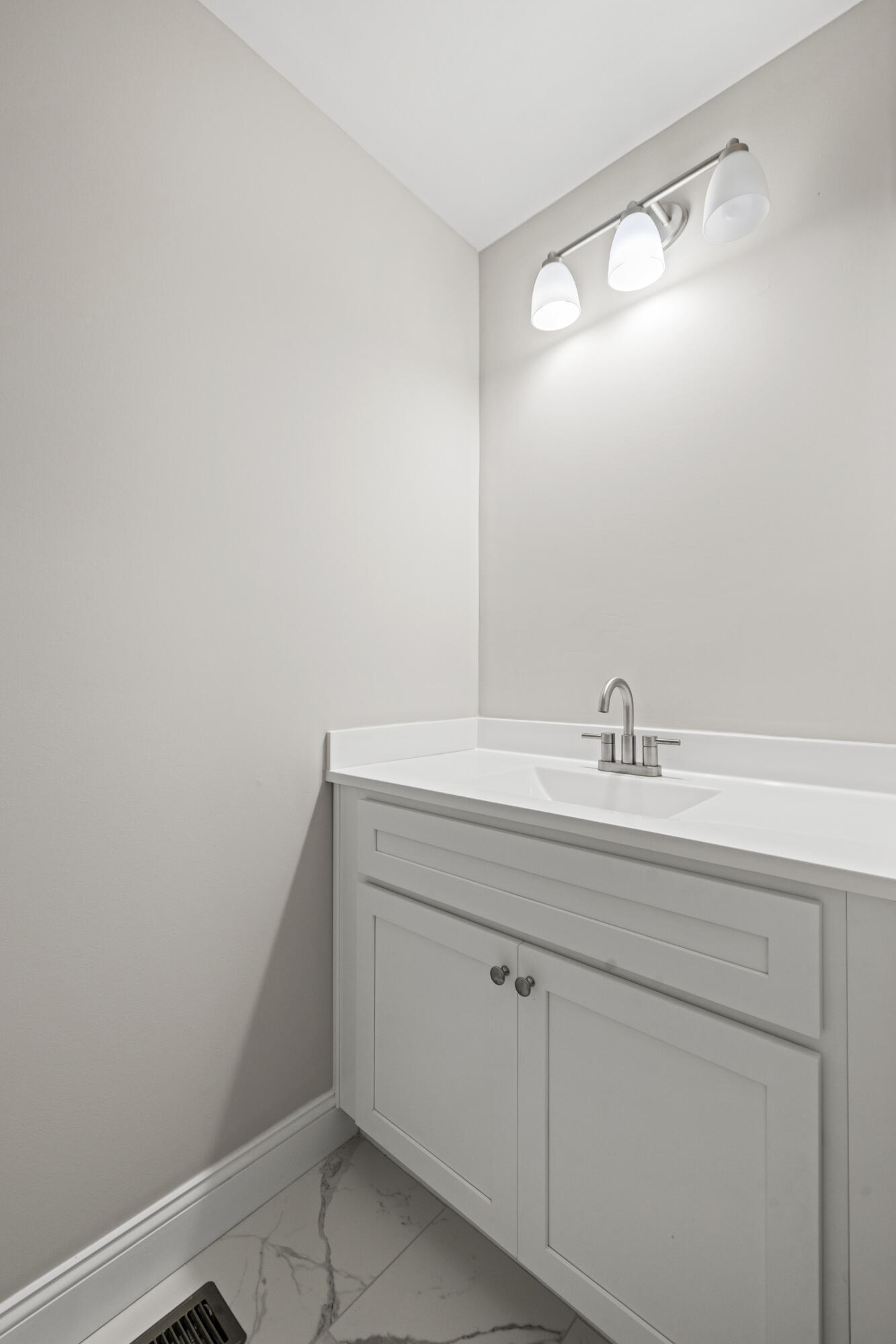 3020 Thorntree Lane Property Photo 13