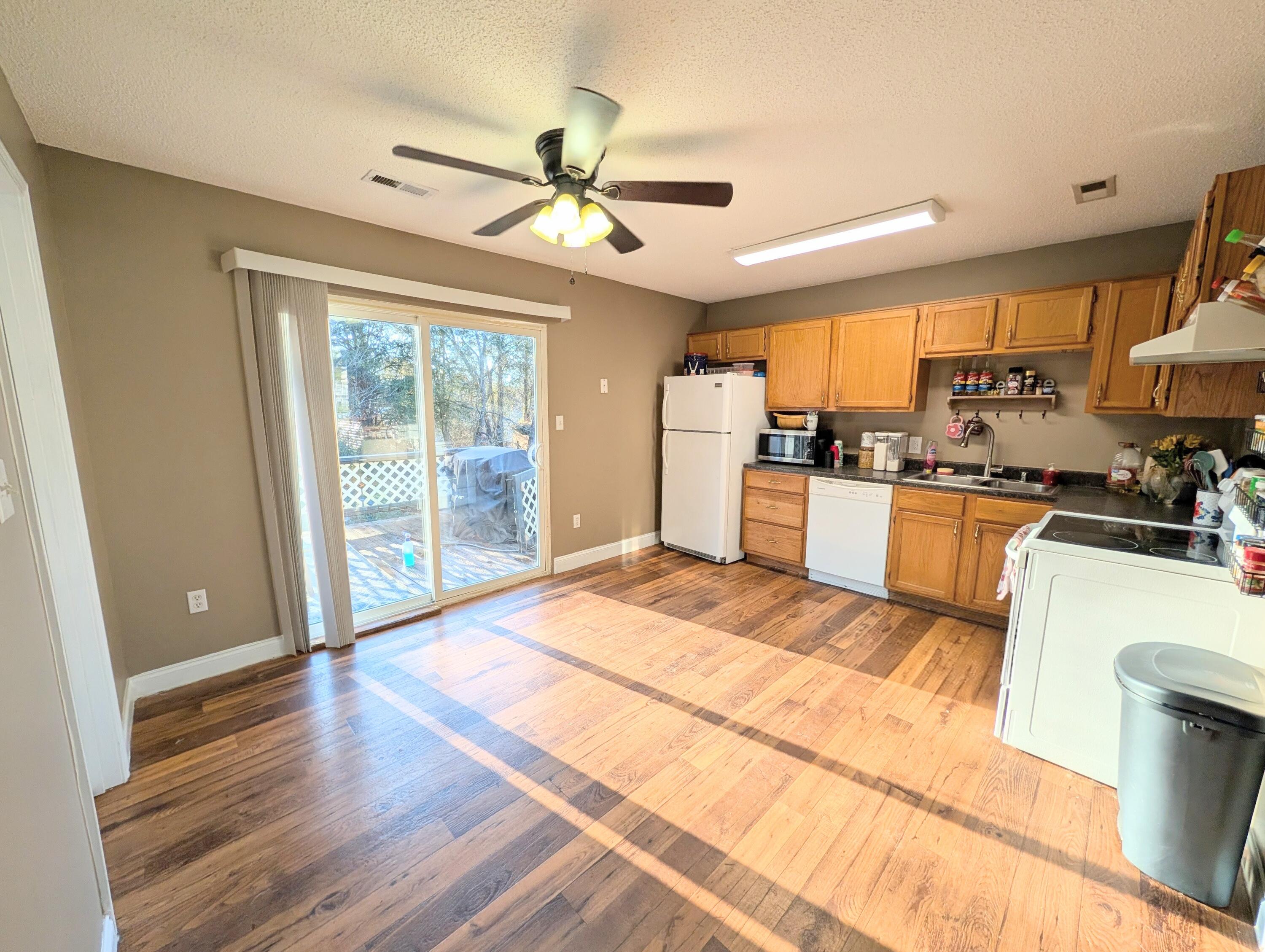 5338 Beechwood Drive Property Photo 10