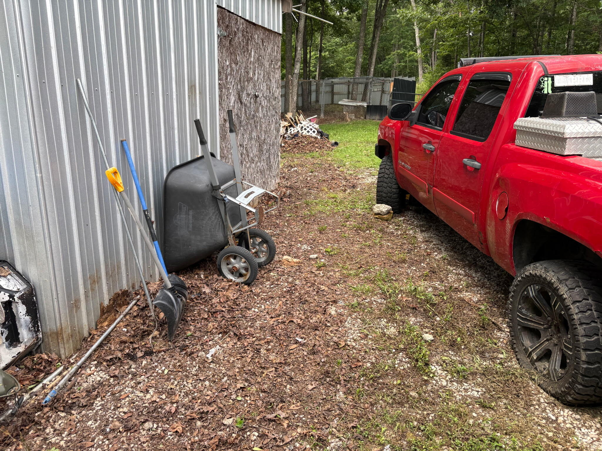 765 Whitis Road Property Photo 16