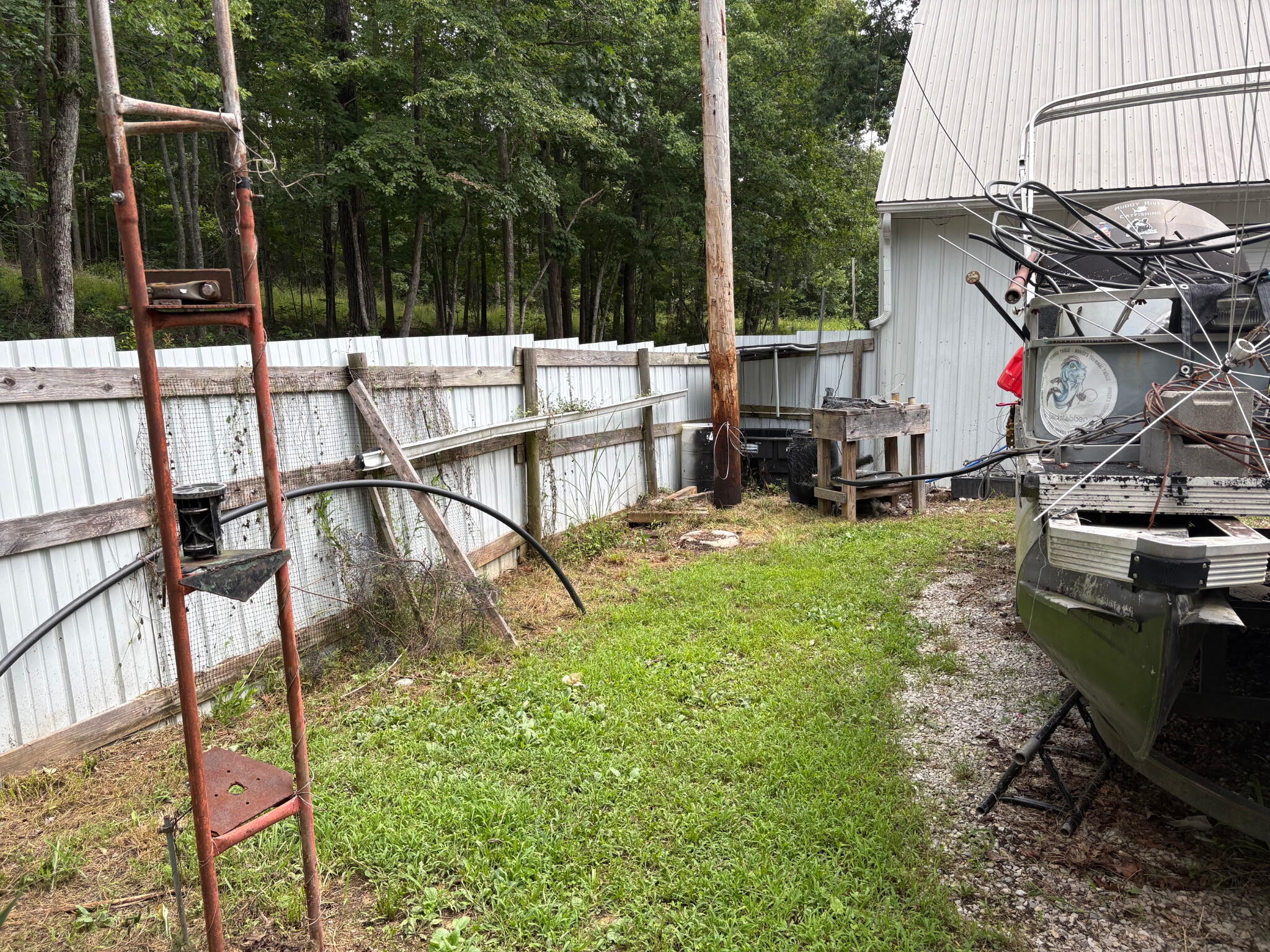 765 Whitis Road Property Photo 19