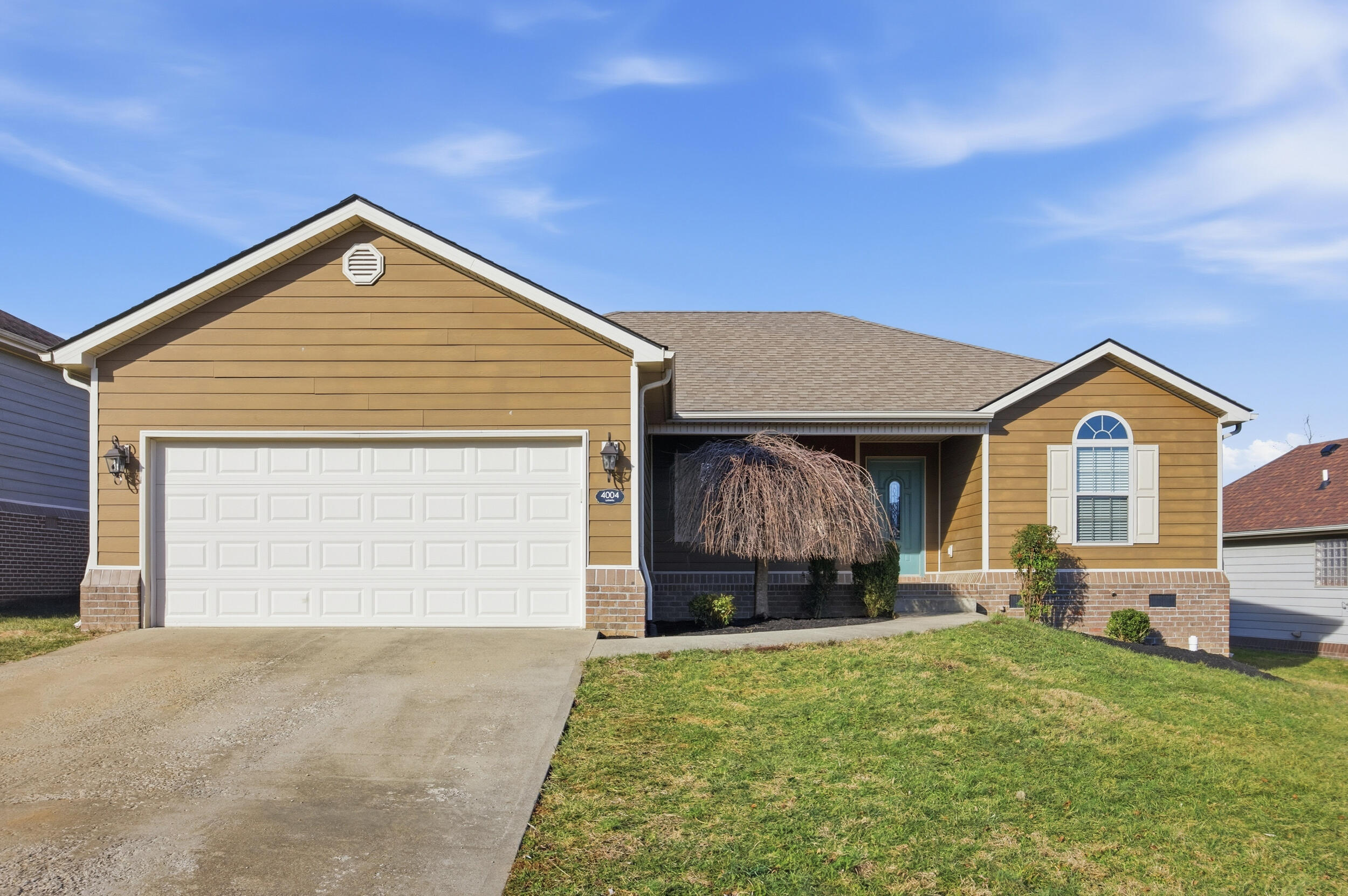 4004 Loblolly Lane Property Photo 1