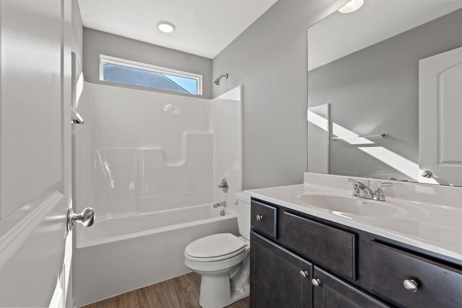 215 Jared Parker Way Property Photo 10