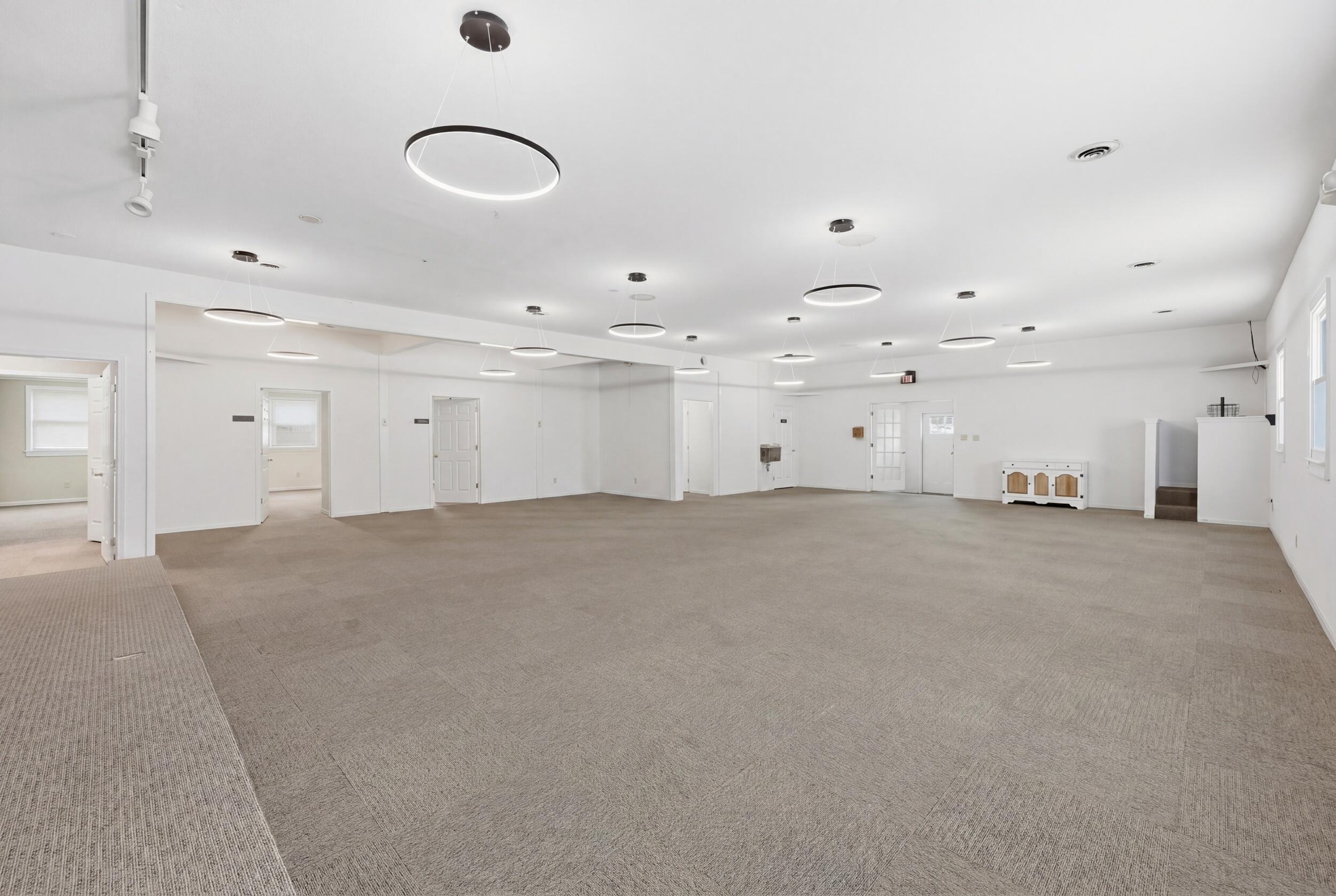 103 E Penn Avenue Property Photo 3