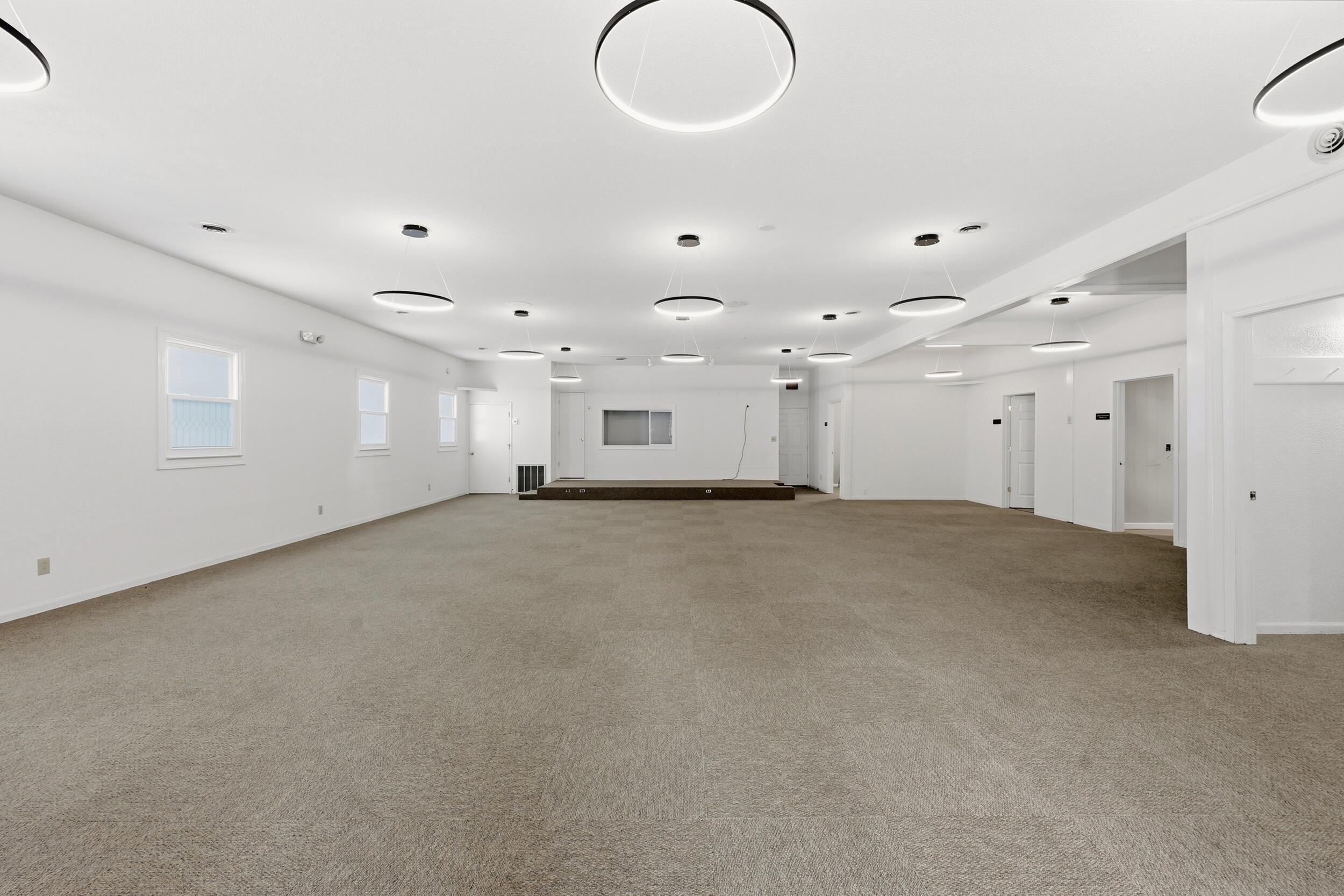 103 E Penn Avenue Property Photo 4