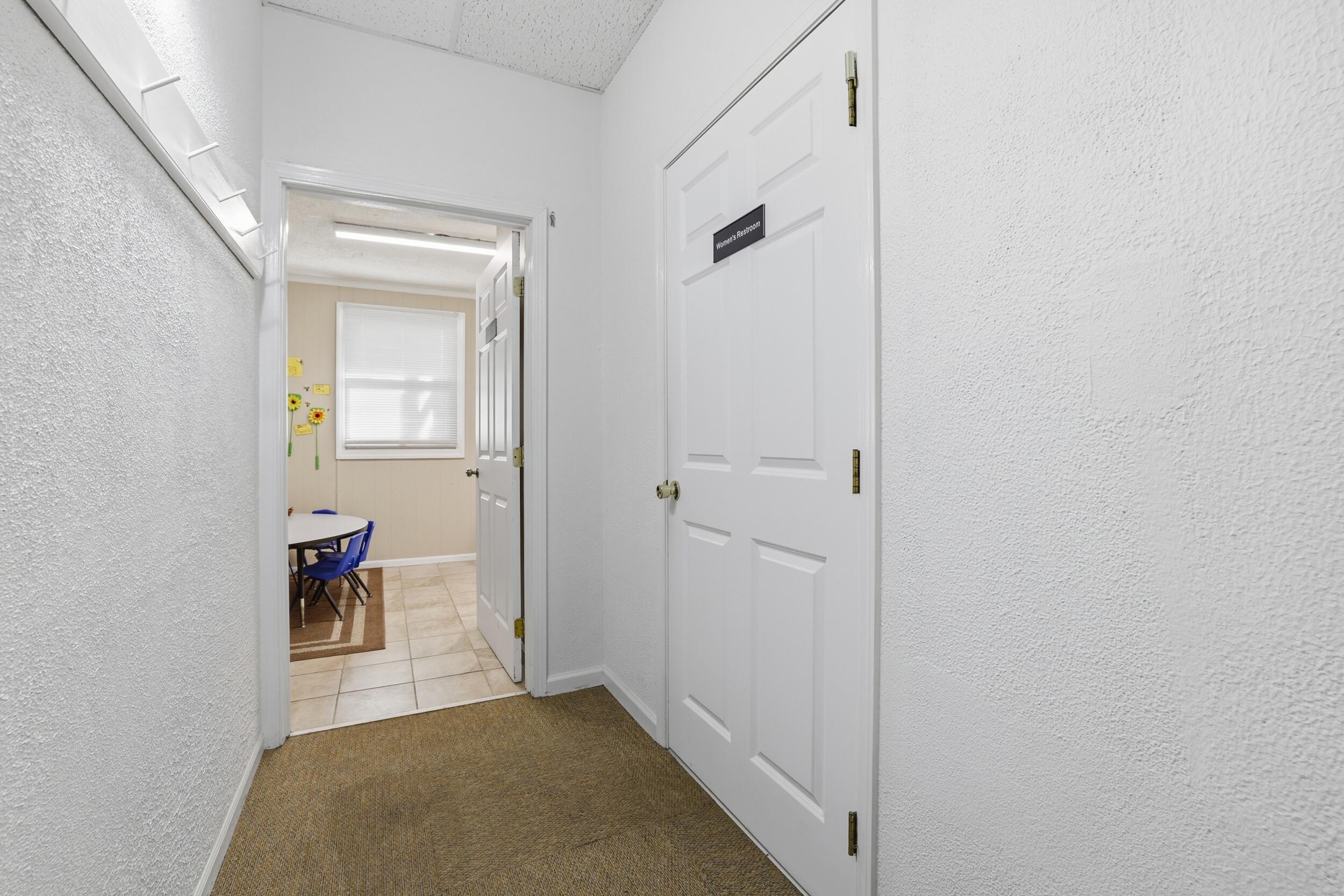 103 E Penn Avenue Property Photo 21